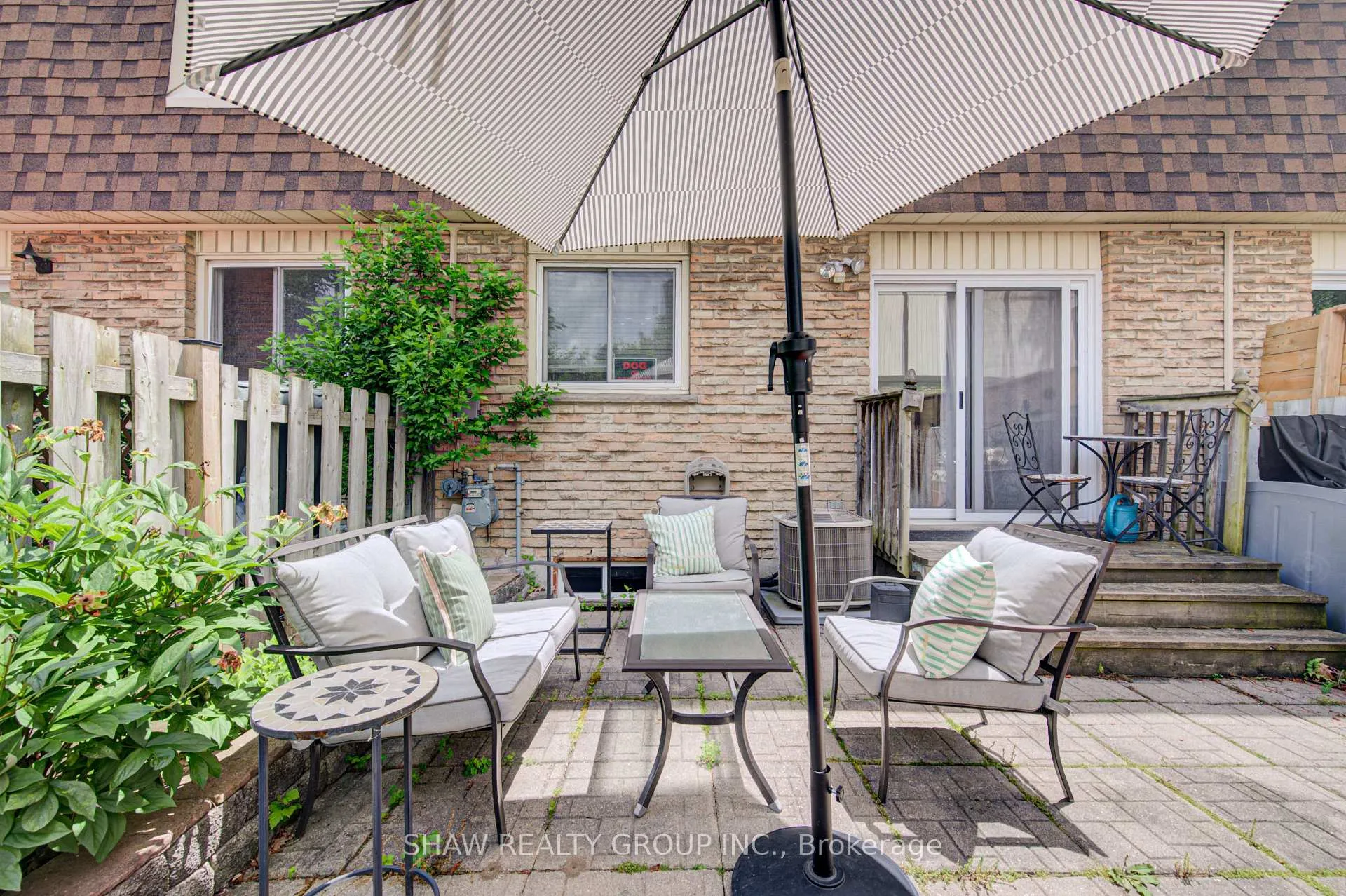 Photo 34 of Unit 29, 300 Rexford Drive, Hamilton, Randall — HOMEH