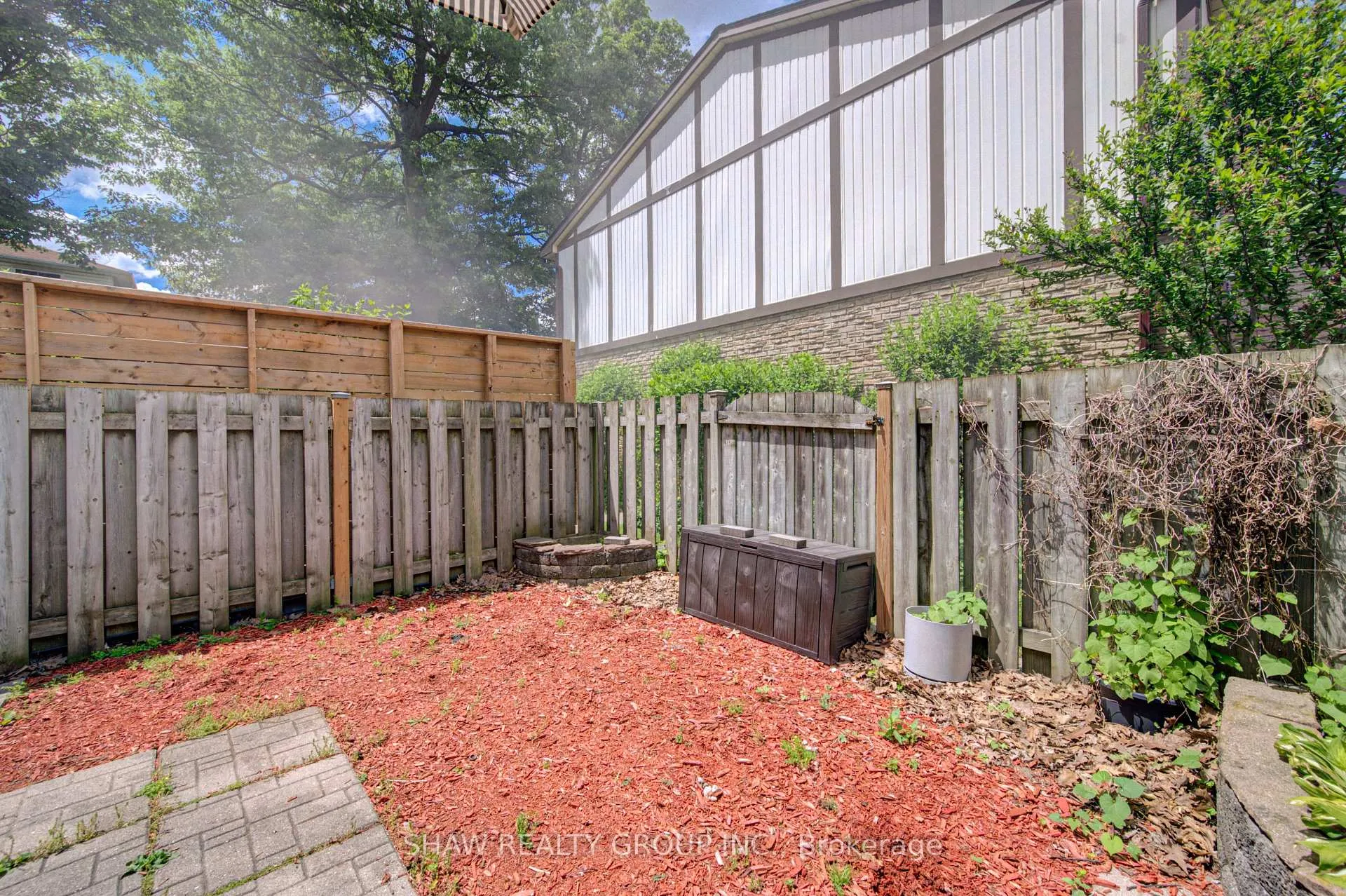 Photo 35 of Unit 29, 300 Rexford Drive, Hamilton, Randall — HOMEH