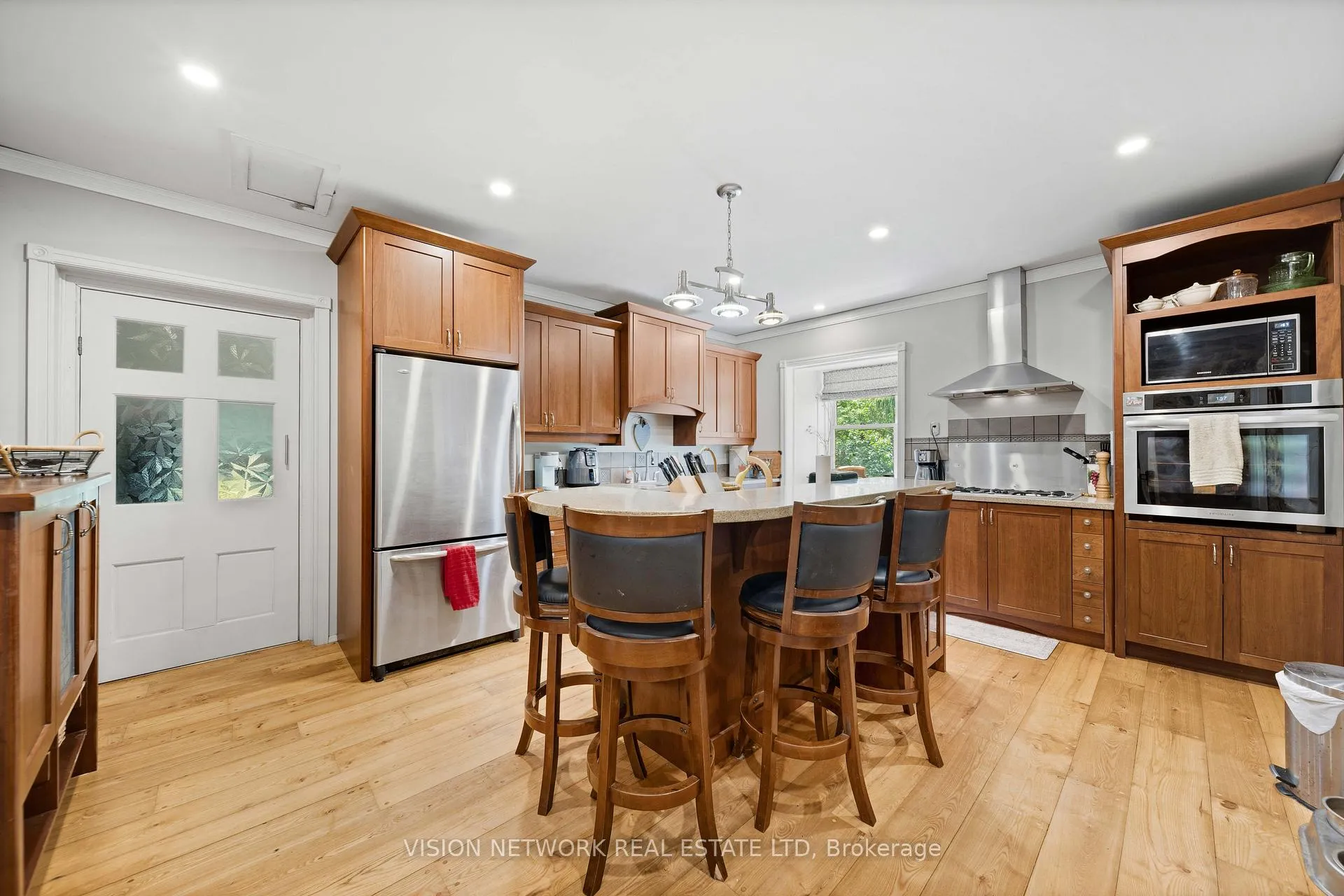 Photo 9 of 16792 Oliver Drive, Thames Centre, Rural Thames Centre — HOMEH