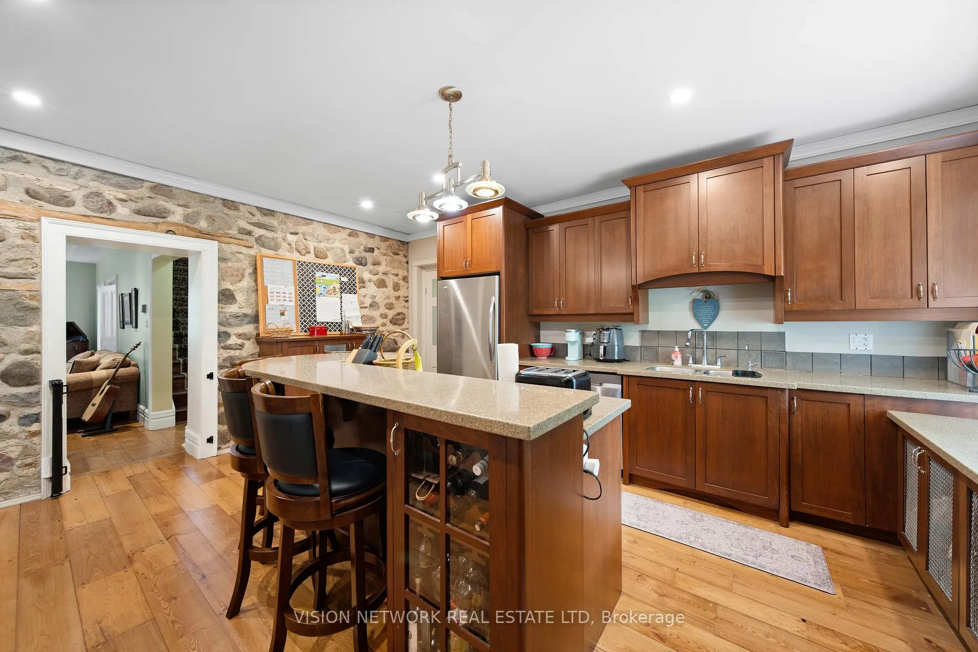 Photo 12 of 16792 Oliver Drive, Thames Centre, Rural Thames Centre — HOMEH