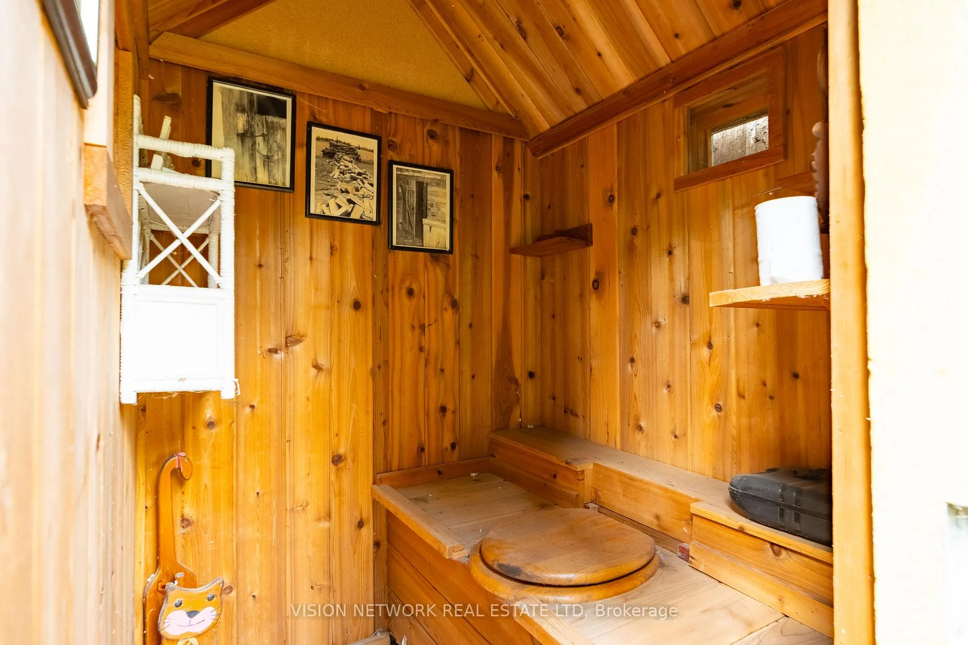 Photo 36 of 16792 Oliver Drive, Thames Centre, Rural Thames Centre — HOMEH