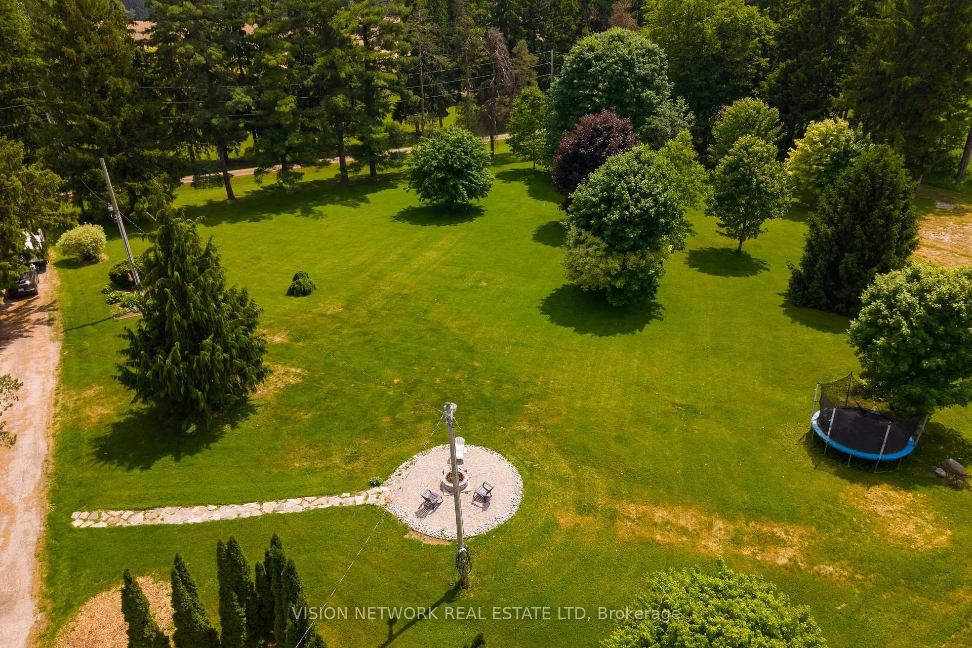 Photo 39 of 16792 Oliver Drive, Thames Centre, Rural Thames Centre — HOMEH