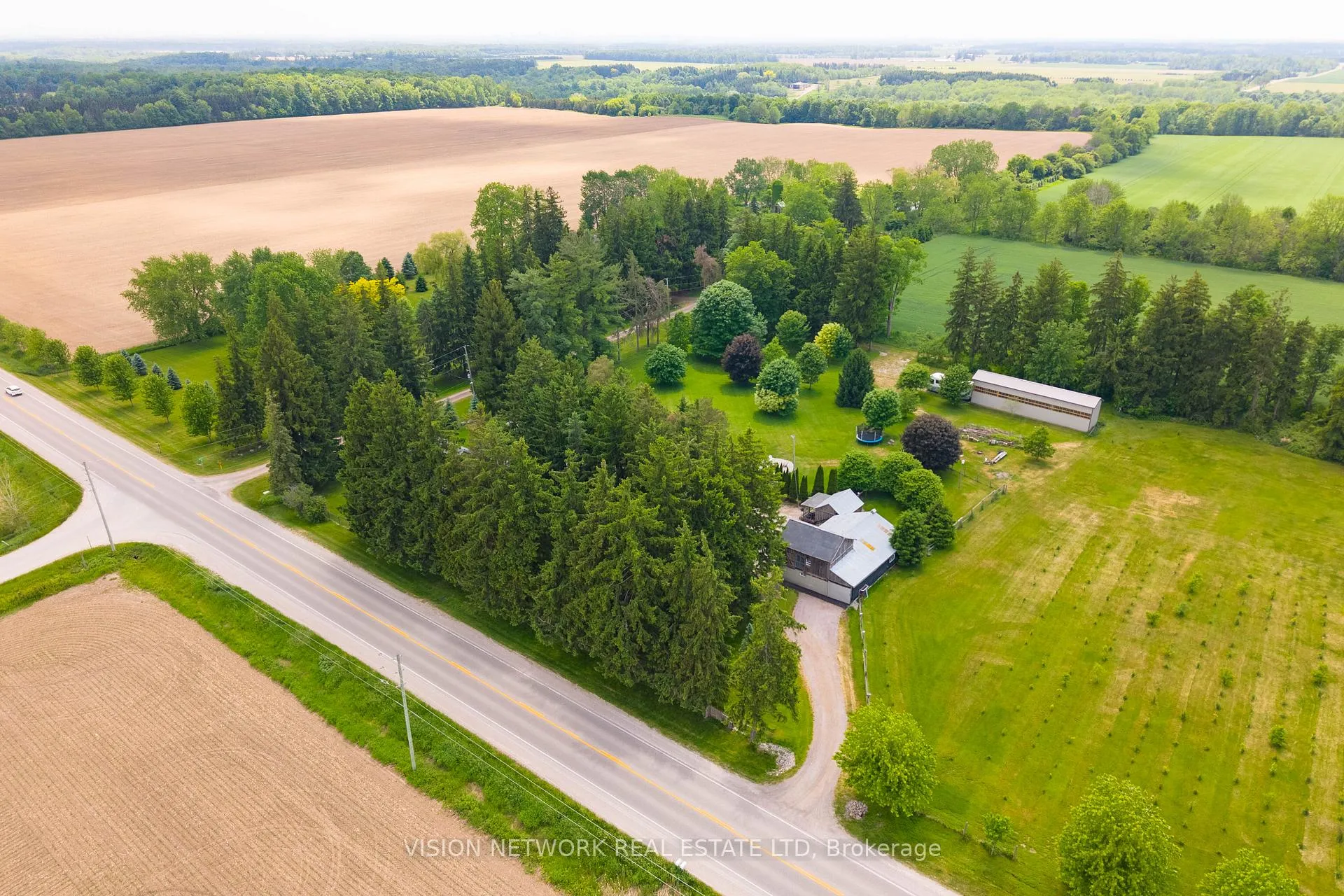 Photo 40 of 16792 Oliver Drive, Thames Centre, Rural Thames Centre — HOMEH