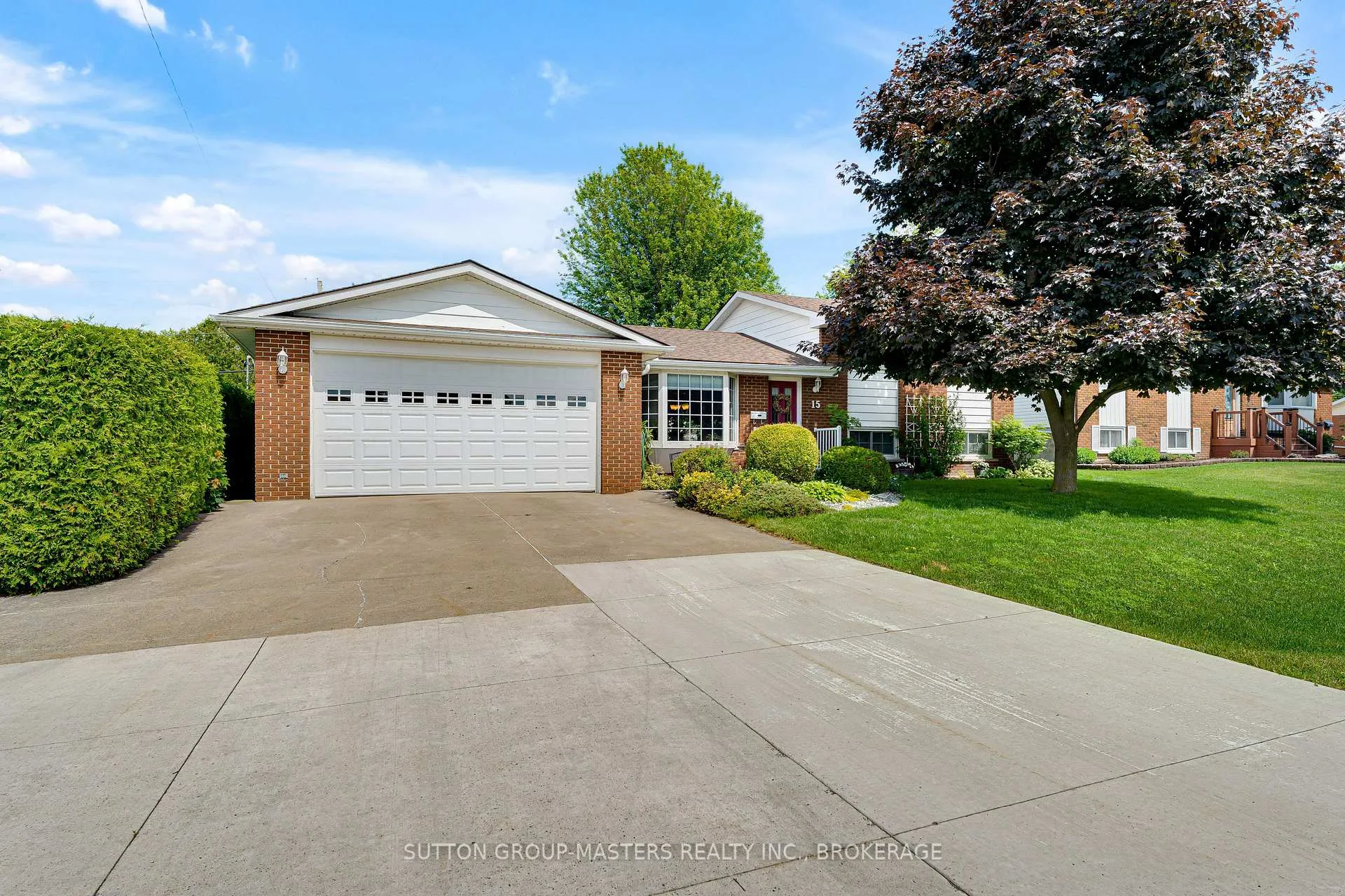 Photo 3 of 15 Bakers Lane, Loyalist, Amherstview — HOMEH