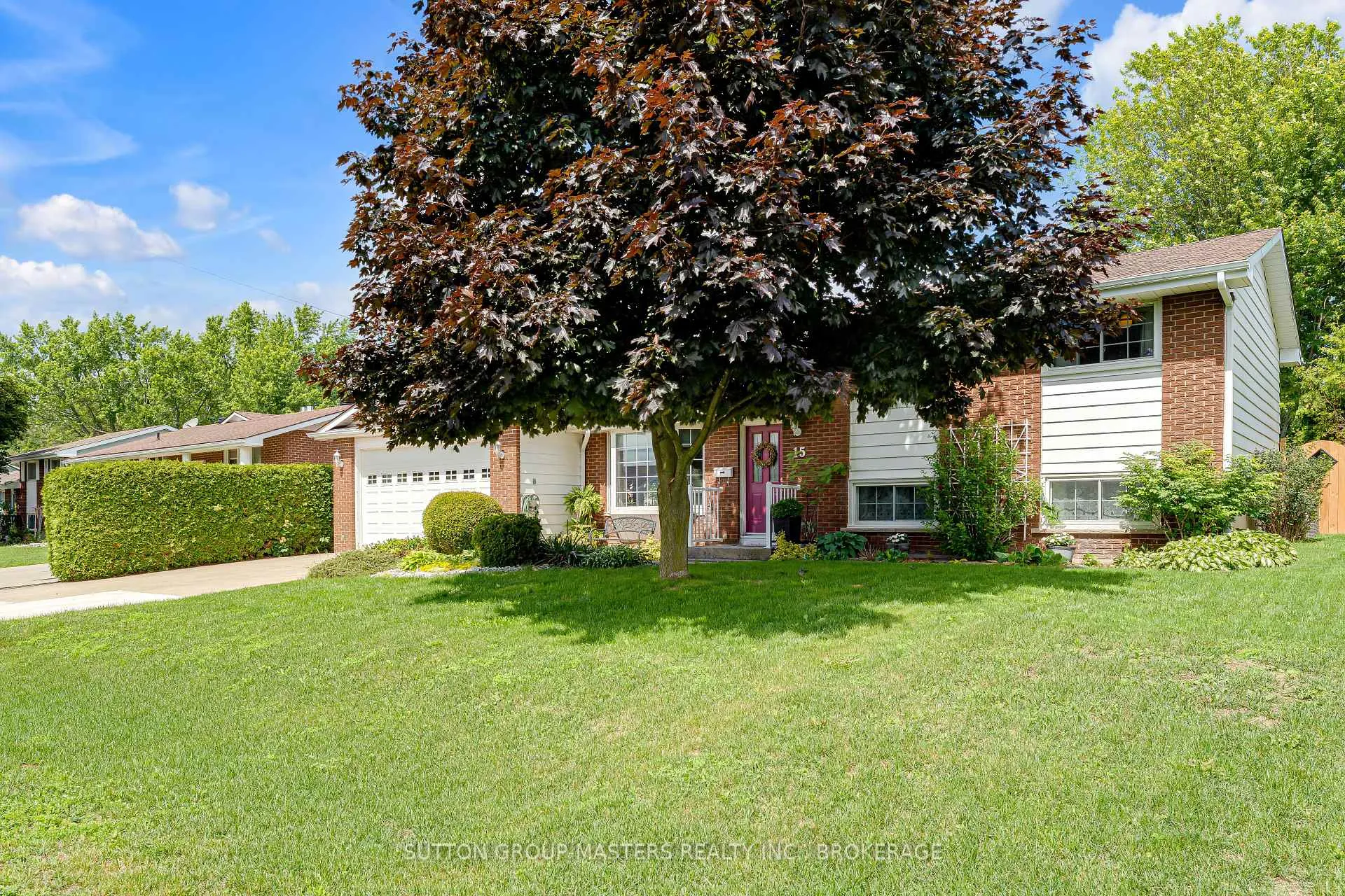Photo 4 of 15 Bakers Lane, Loyalist, Amherstview — HOMEH
