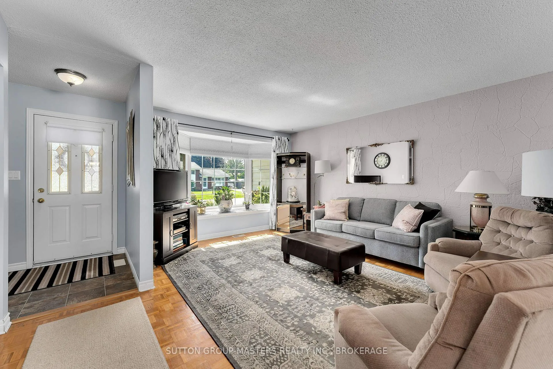 Photo 6 of 15 Bakers Lane, Loyalist, Amherstview — HOMEH