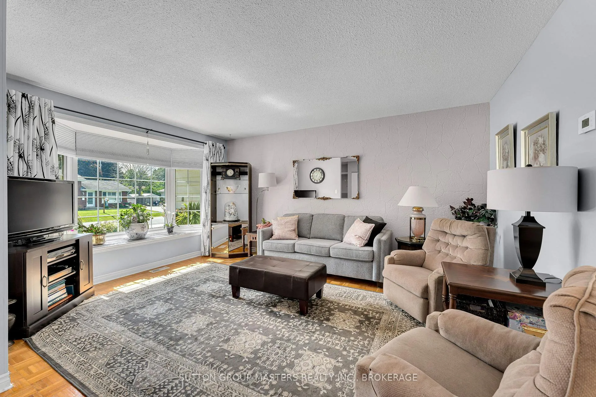 Photo 8 of 15 Bakers Lane, Loyalist, Amherstview — HOMEH