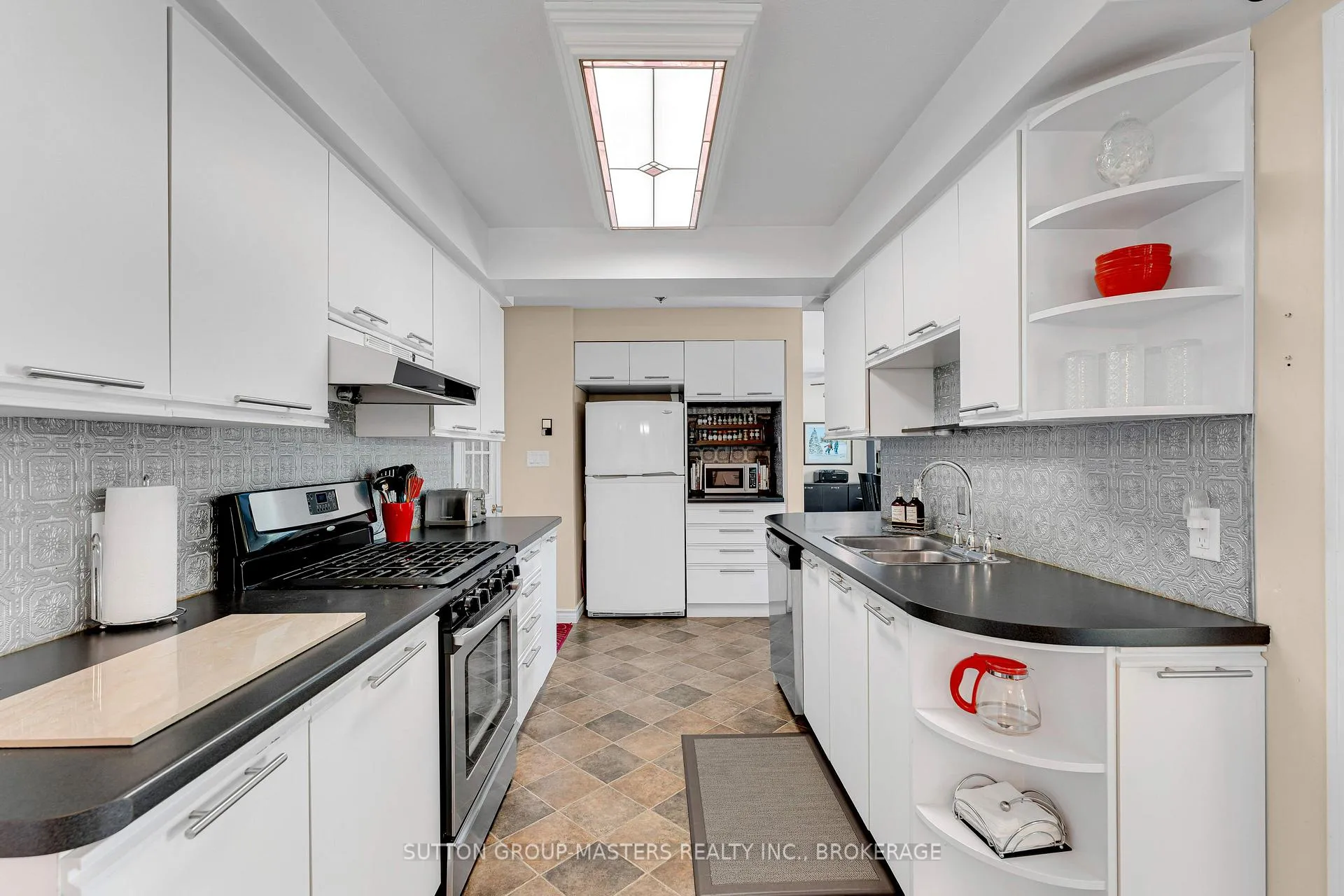 Photo 15 of 15 Bakers Lane, Loyalist, Amherstview — HOMEH