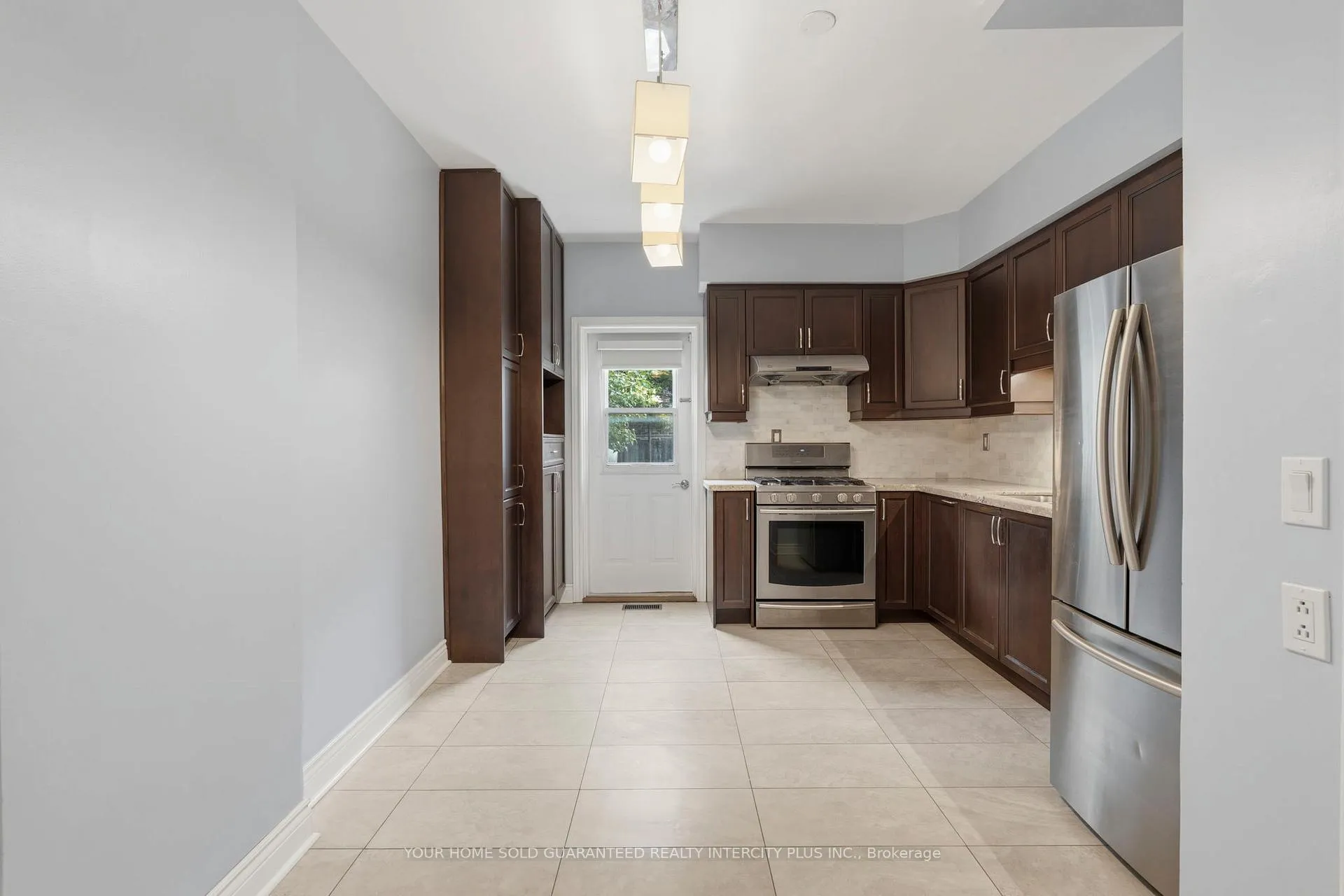 Photo 16 of 617 Delaware Avenue N, Toronto, Wychwood — HOMEH