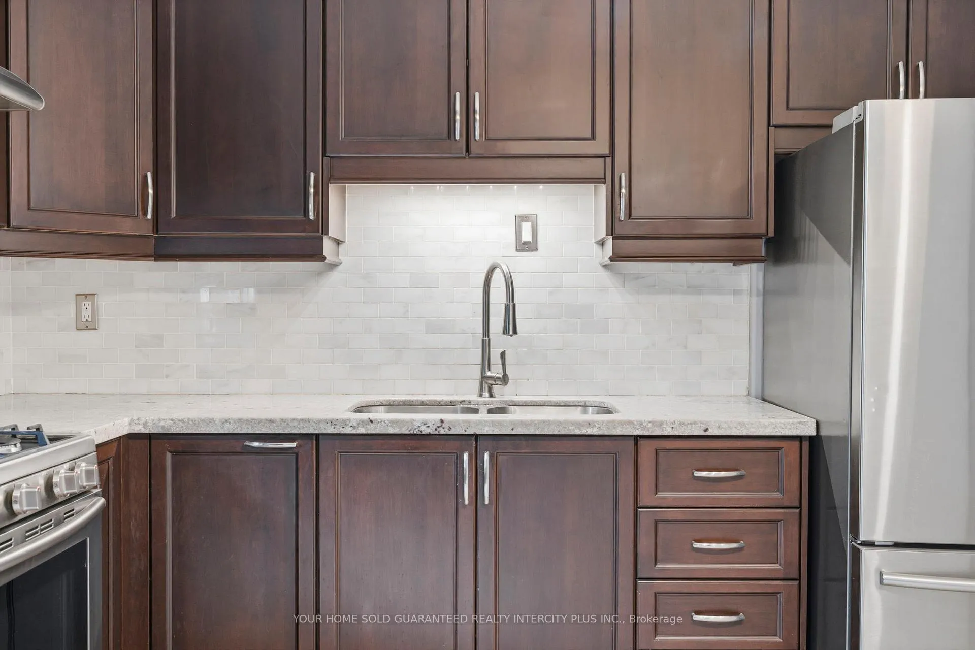 Photo 21 of 617 Delaware Avenue N, Toronto, Wychwood — HOMEH