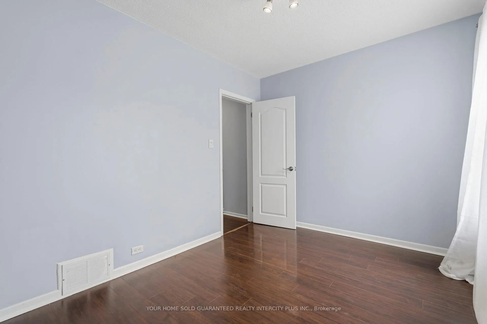 Photo 30 of 617 Delaware Avenue N, Toronto, Wychwood — HOMEH