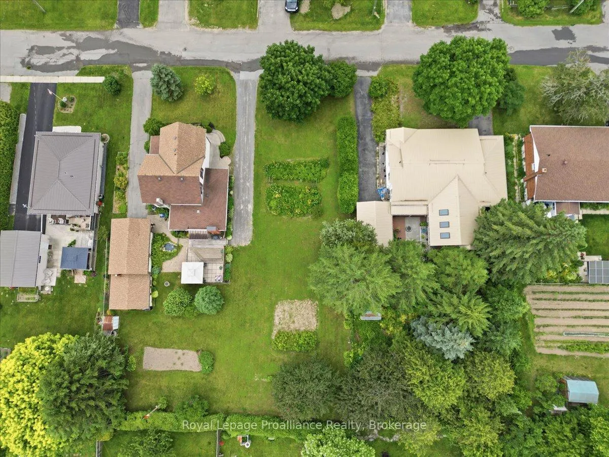 Photo 13 of 183 Baker Street, Stirling-Rawdon, Stirling Ward — HOMEH