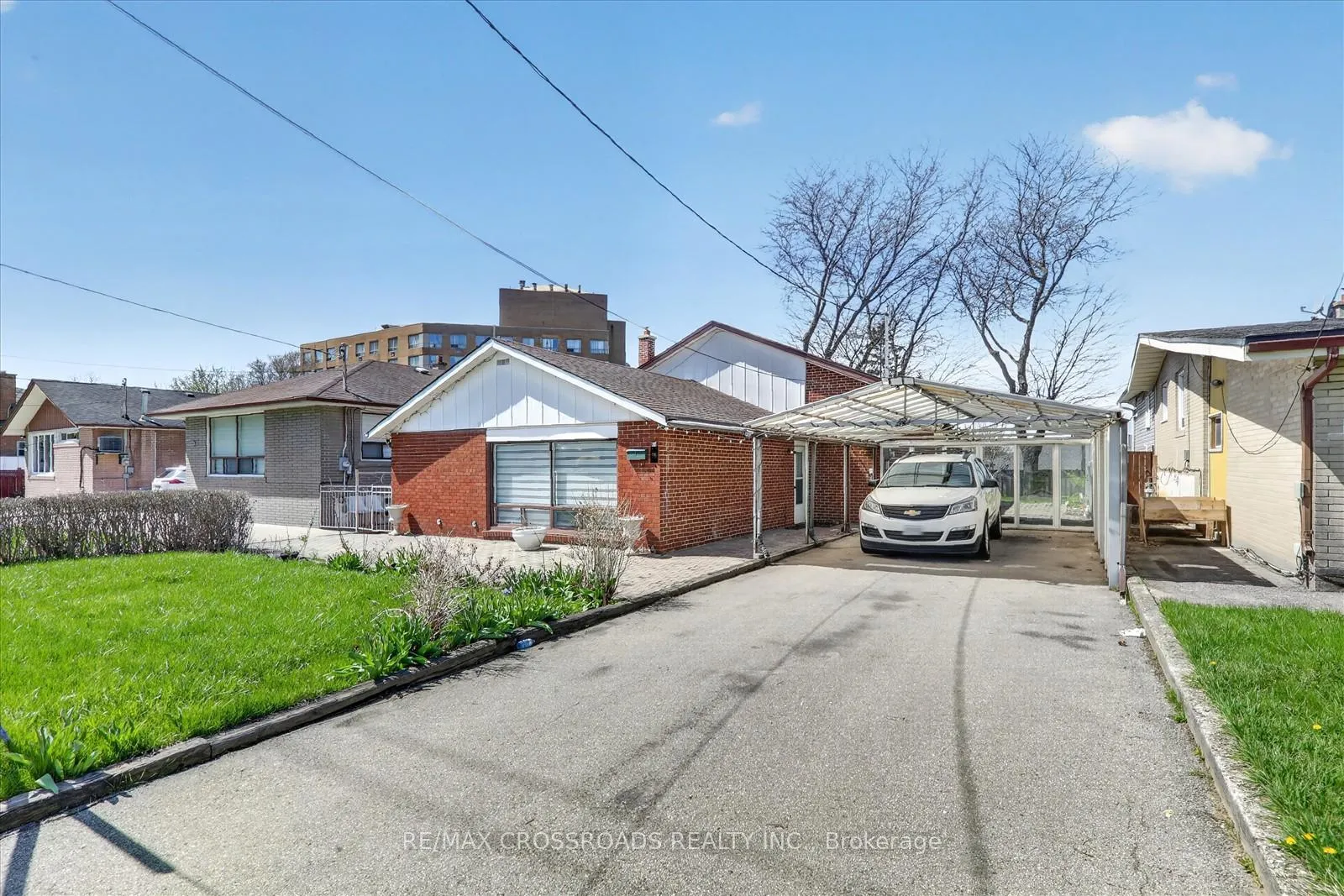 Photo 1 of 18 De Marco Boulevard, North York, Rustic — HOMEH