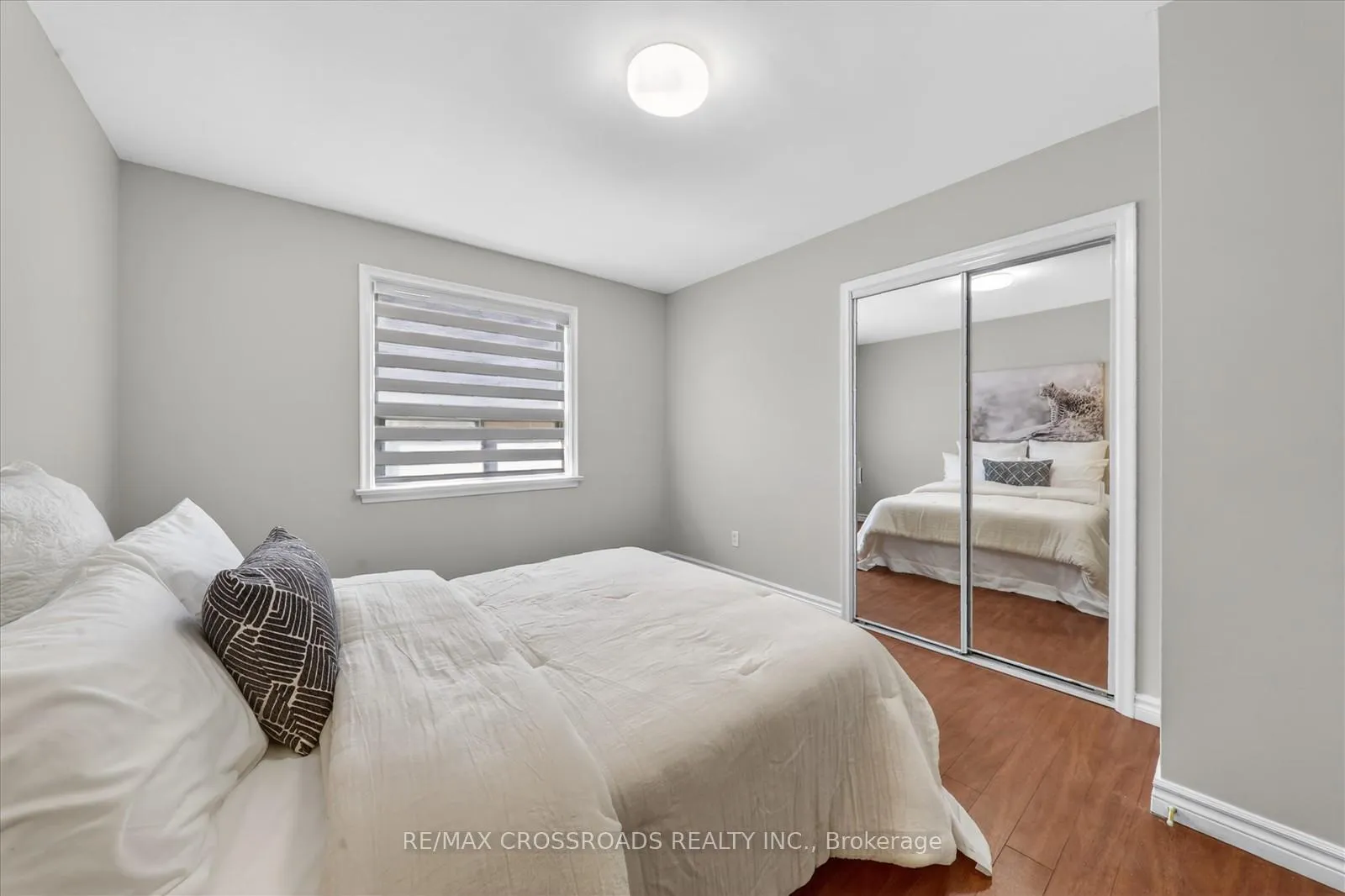 Photo 17 of 18 De Marco Boulevard, North York, Rustic — HOMEH