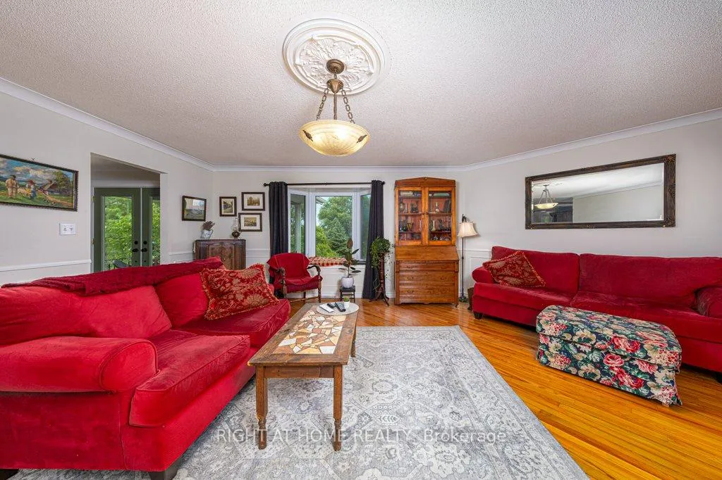 Photo 11 of 550 Queen Street E, Gananoque, Gananoque — HOMEH