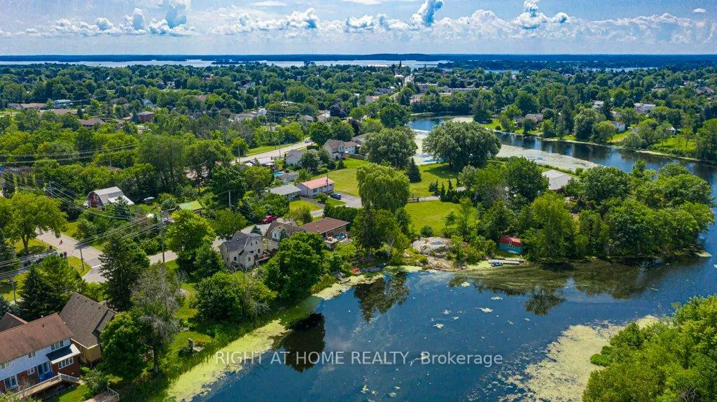 Photo 49 of 550 Queen Street E, Gananoque, Gananoque — HOMEH