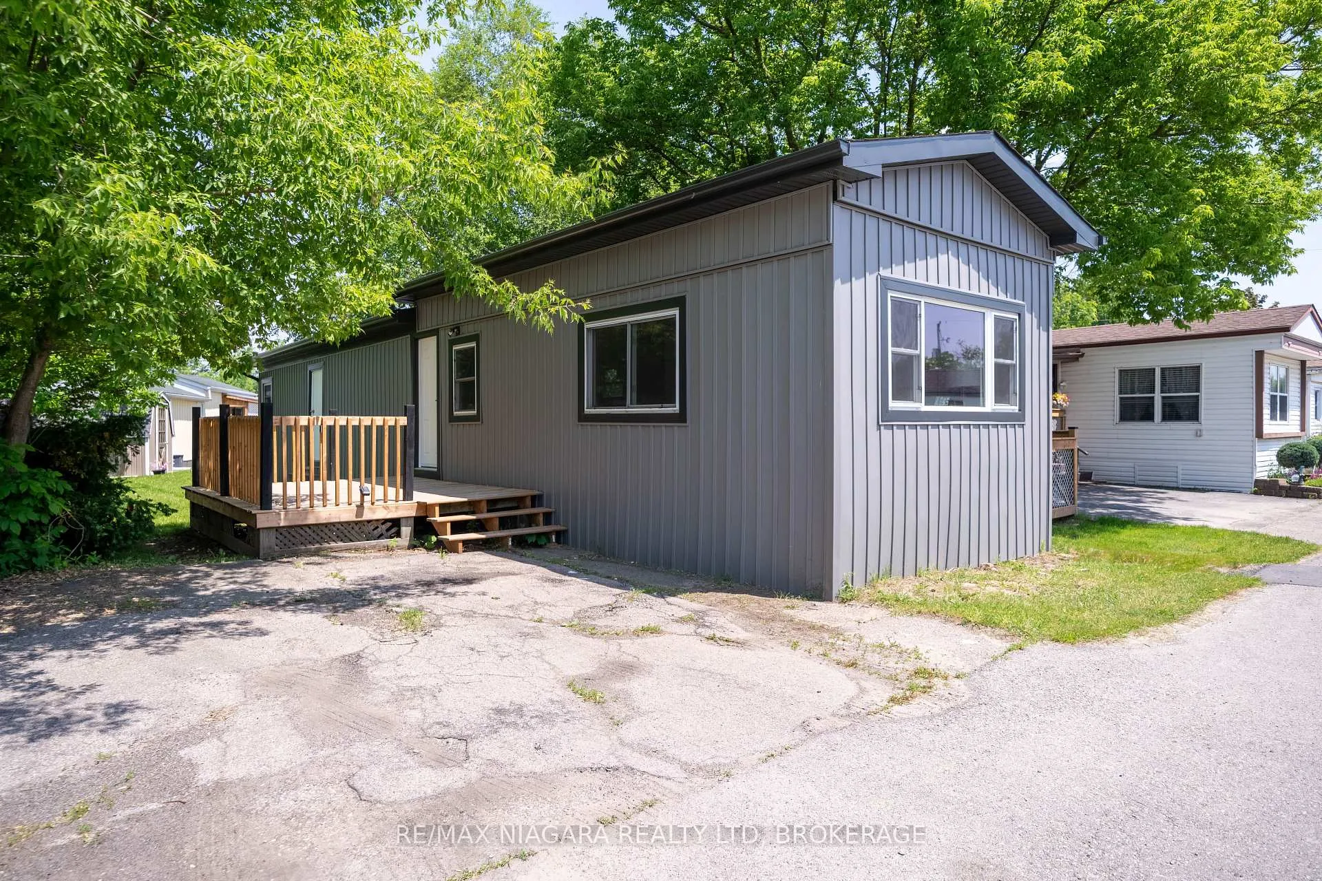 Photo 1 of 4595 Abigail Lane, Lincoln, Beamsville — HOMEH