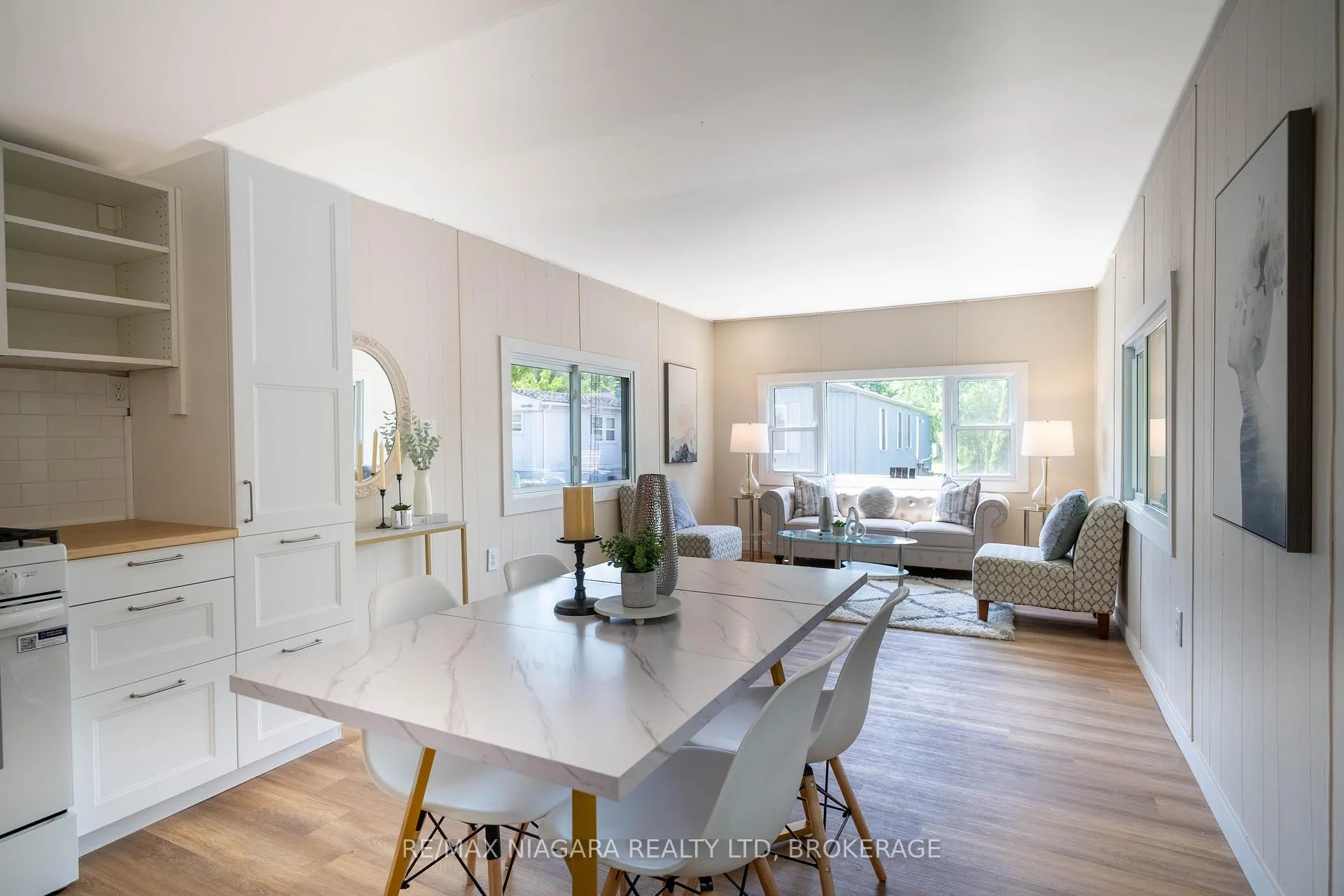 Photo 8 of 4595 Abigail Lane, Lincoln, Beamsville — HOMEH