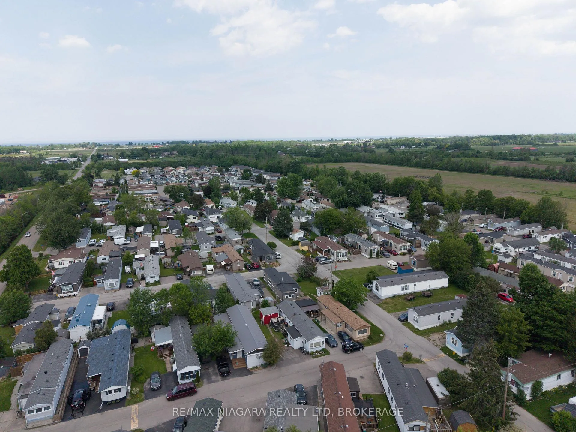 Photo 21 of 4595 Abigail Lane, Lincoln, Beamsville — HOMEH