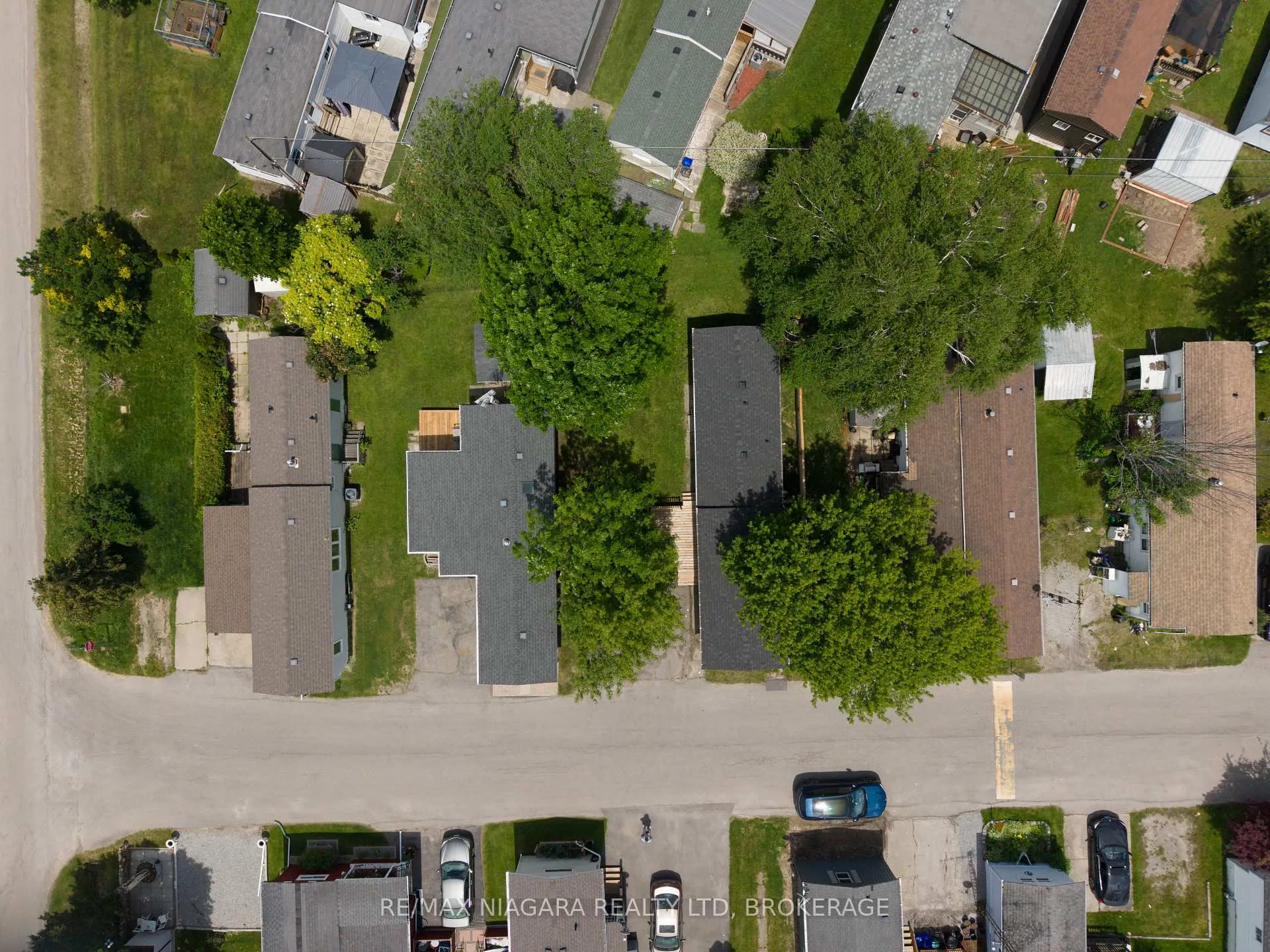 Photo 3 of 4597 Martha Lane, Lincoln, Beamsville — HOMEH