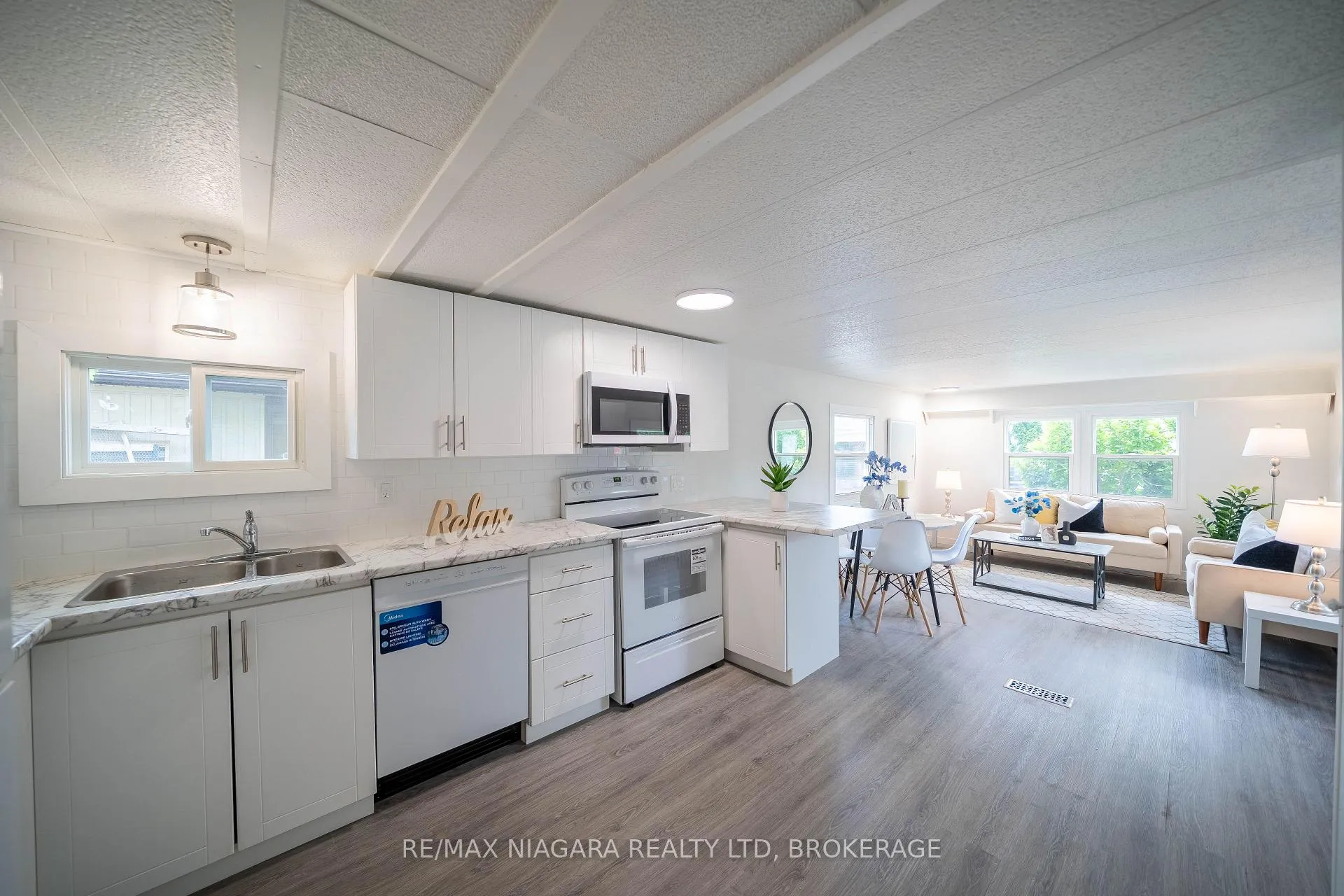 Photo 11 of 4597 Martha Lane, Lincoln, Beamsville — HOMEH