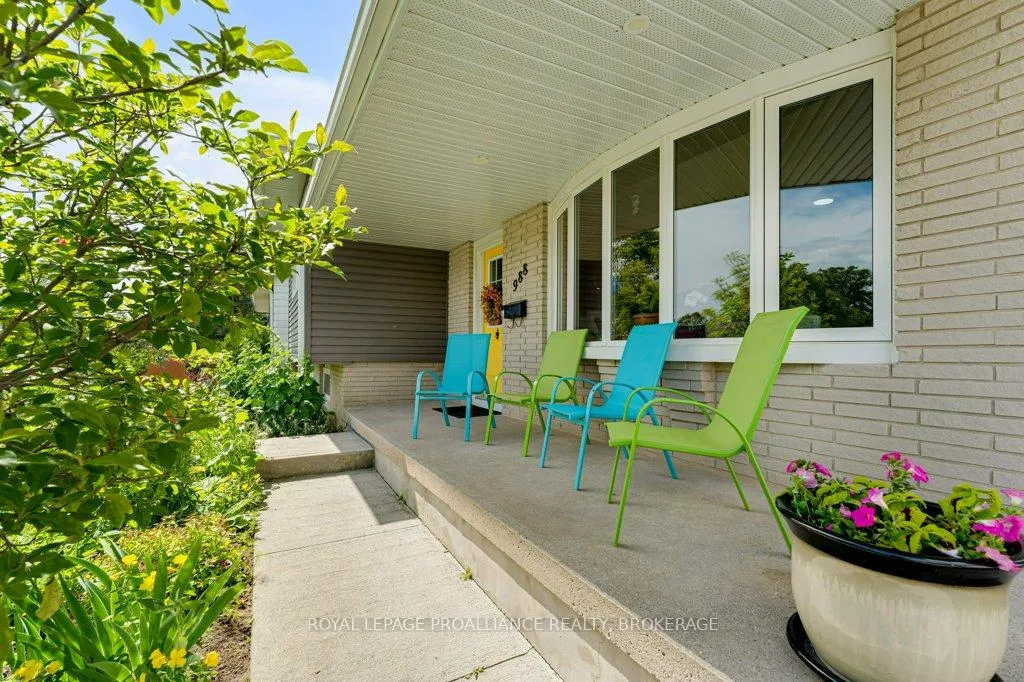 Photo 3 of 988 Hudson Drive, Kingston, South of Taylor-Kidd Blvd — HOMEH