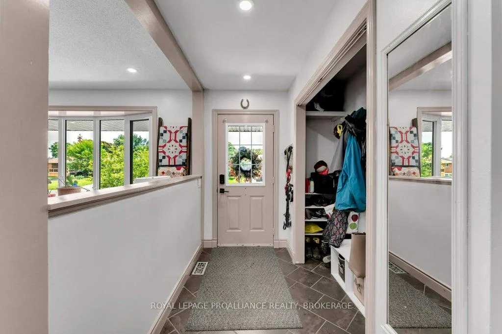 Photo 4 of 988 Hudson Drive, Kingston, South of Taylor-Kidd Blvd — HOMEH