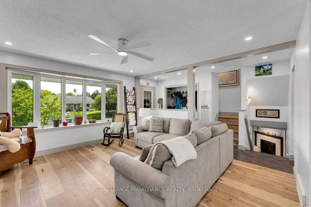 Photo 8 of 988 Hudson Drive, Kingston, South of Taylor-Kidd Blvd — HOMEH