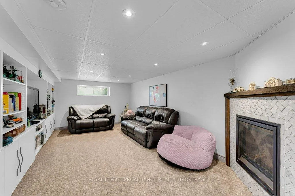 Photo 26 of 988 Hudson Drive, Kingston, South of Taylor-Kidd Blvd — HOMEH