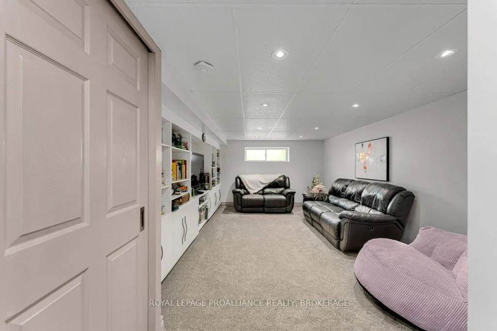 Photo 30 of 988 Hudson Drive, Kingston, South of Taylor-Kidd Blvd — HOMEH
