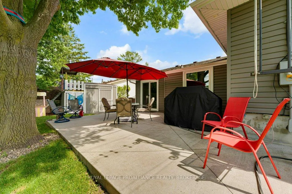 Photo 37 of 988 Hudson Drive, Kingston, South of Taylor-Kidd Blvd — HOMEH