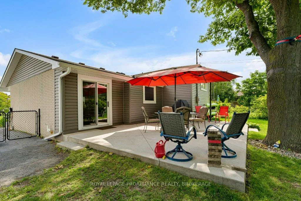 Photo 38 of 988 Hudson Drive, Kingston, South of Taylor-Kidd Blvd — HOMEH