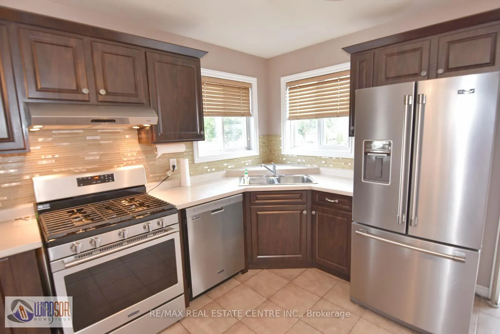 Photo 10 of 3602 Holburn Street, Windsor — HOMEH