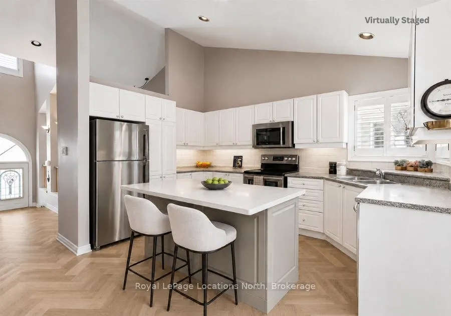 Photo 12 of 57 Barker Boulevard, Collingwood — HOMEH