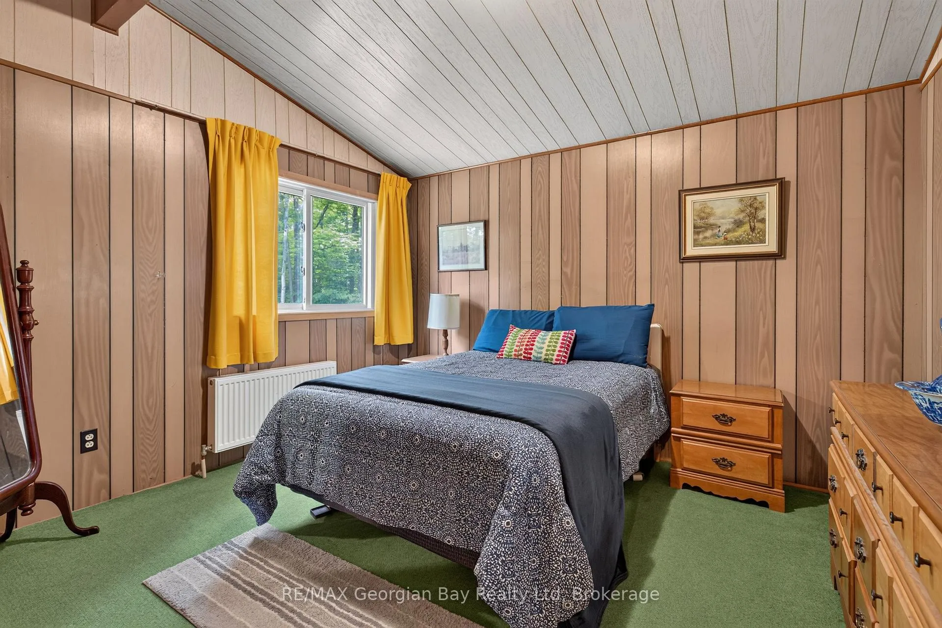 Photo 13 of 6 Brunelle Road, Tiny, Rural Tiny — HOMEH