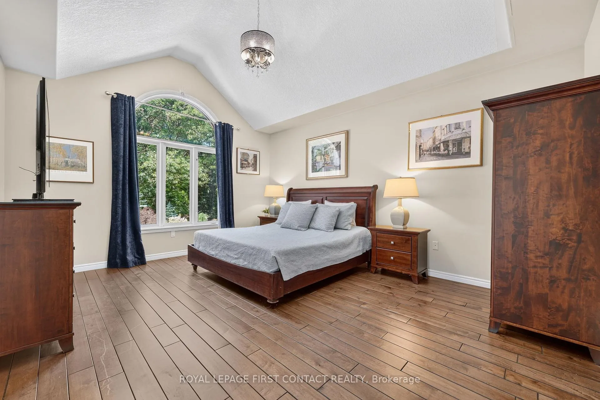 Photo 11 of 118 Cumming Drive, Barrie, Ardagh — HOMEH