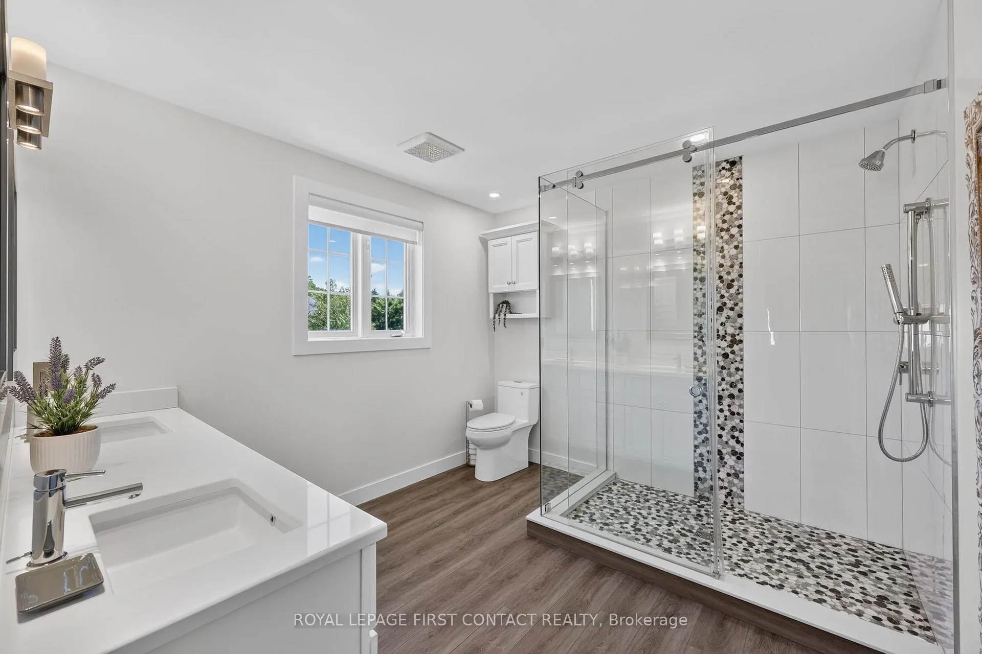 Photo 17 of 118 Cumming Drive, Barrie, Ardagh — HOMEH