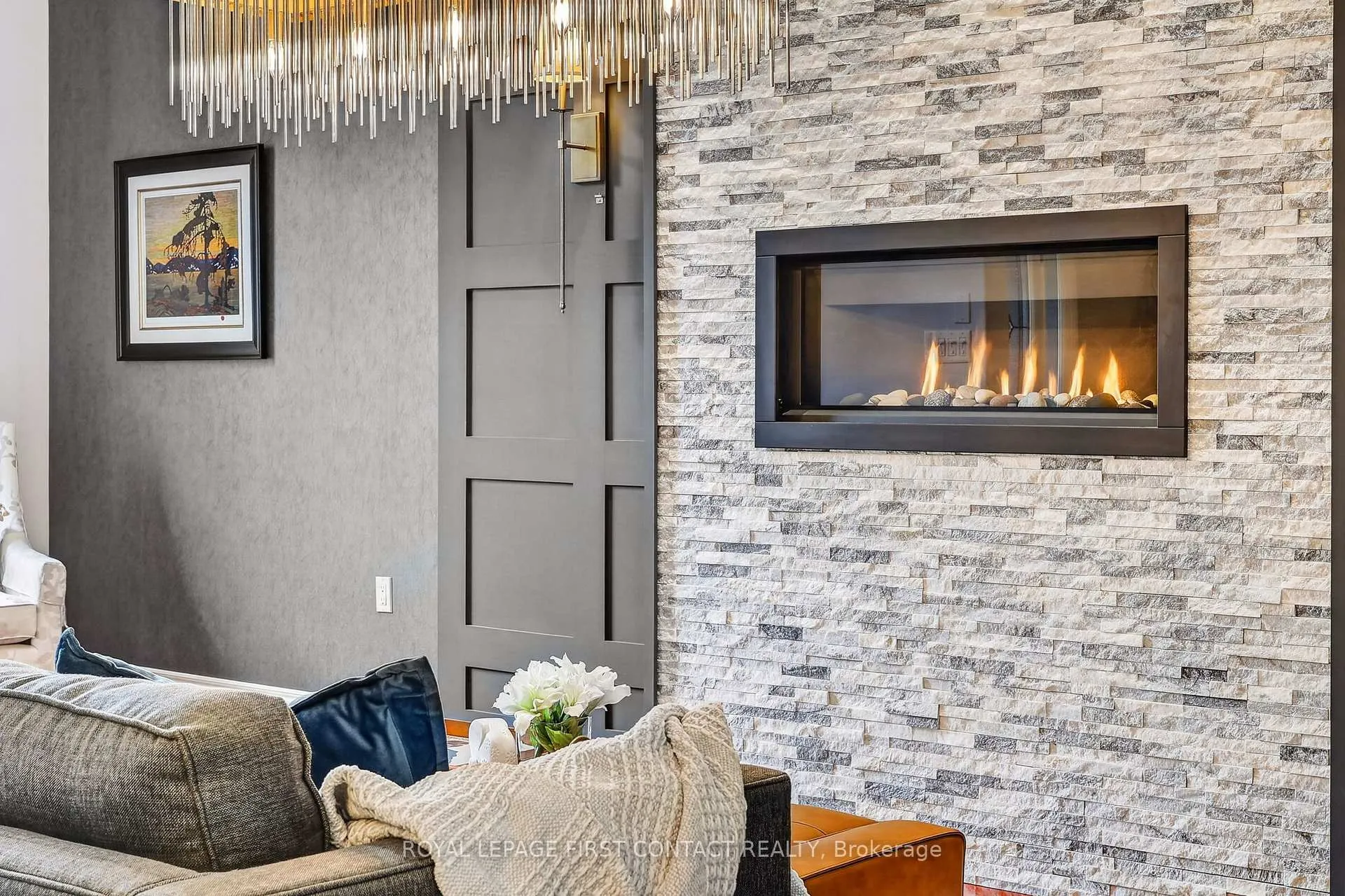 Photo 8 of 118 Cumming Drive, Barrie, Ardagh — HOMEH