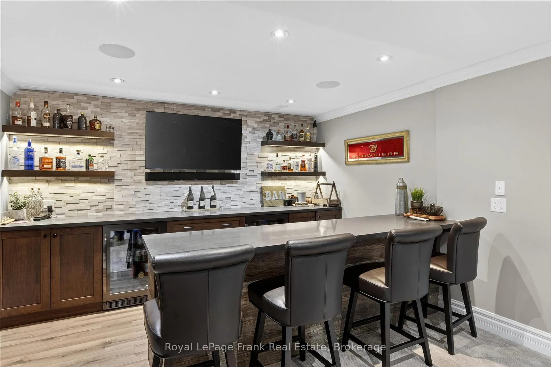 Photo 28 of 959 Weller Street, Peterborough, Monaghan Ward 2 — HOMEH