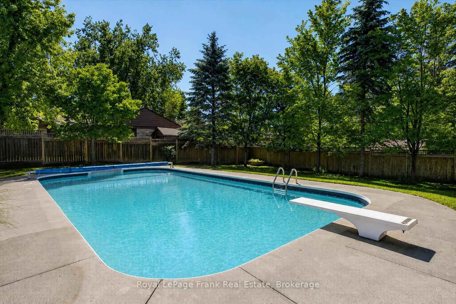 Photo 41 of 959 Weller Street, Peterborough, Monaghan Ward 2 — HOMEH