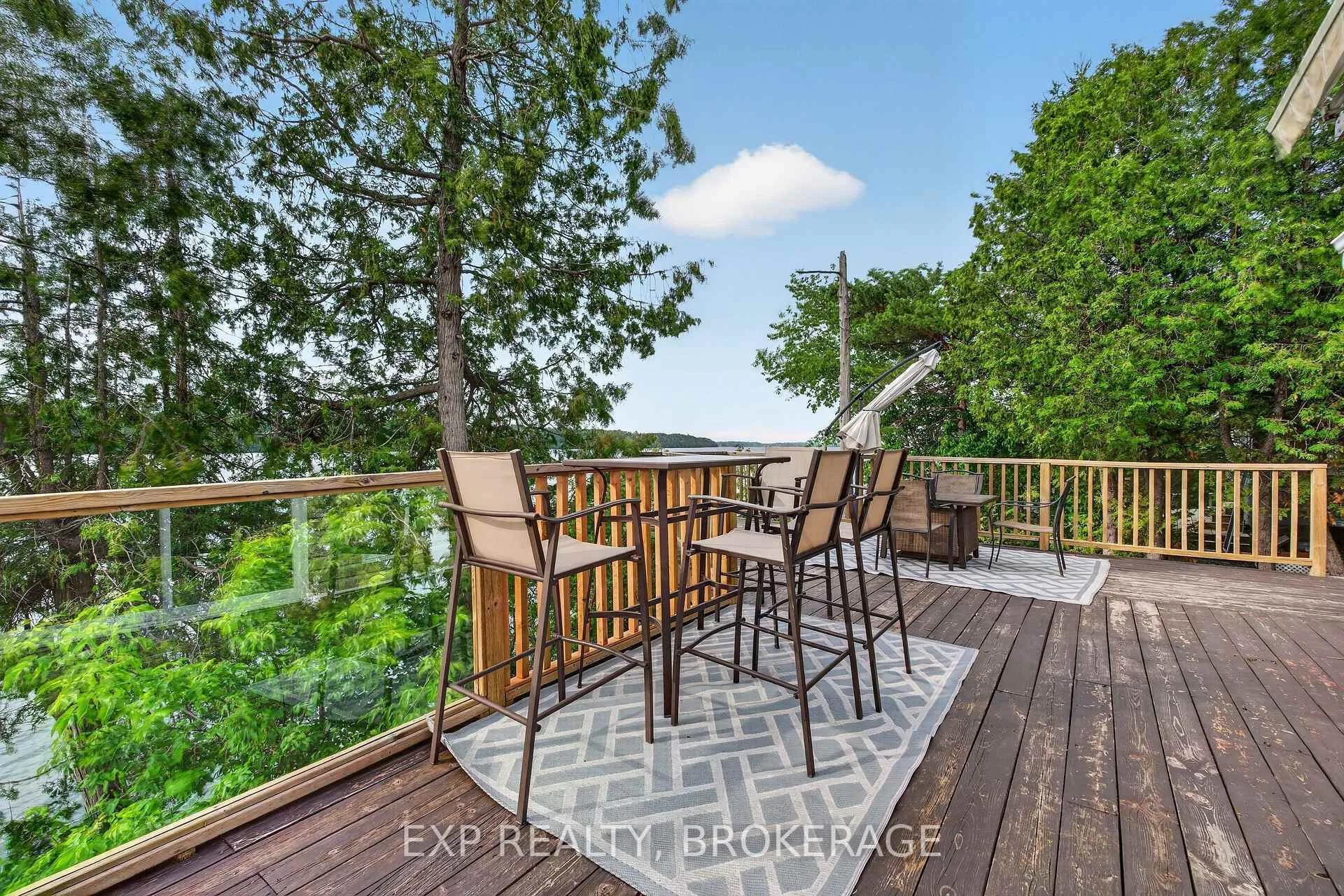 Photo 4 of 1048 Lark Lane, Frontenac, Frontenac South — HOMEH