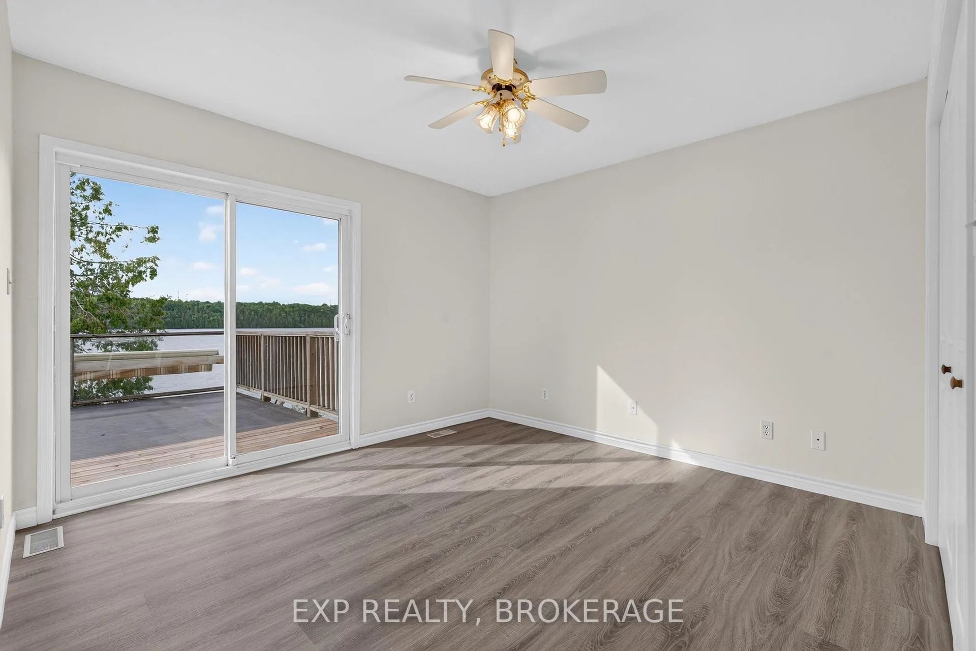 Photo 21 of 1048 Lark Lane, Frontenac, Frontenac South — HOMEH