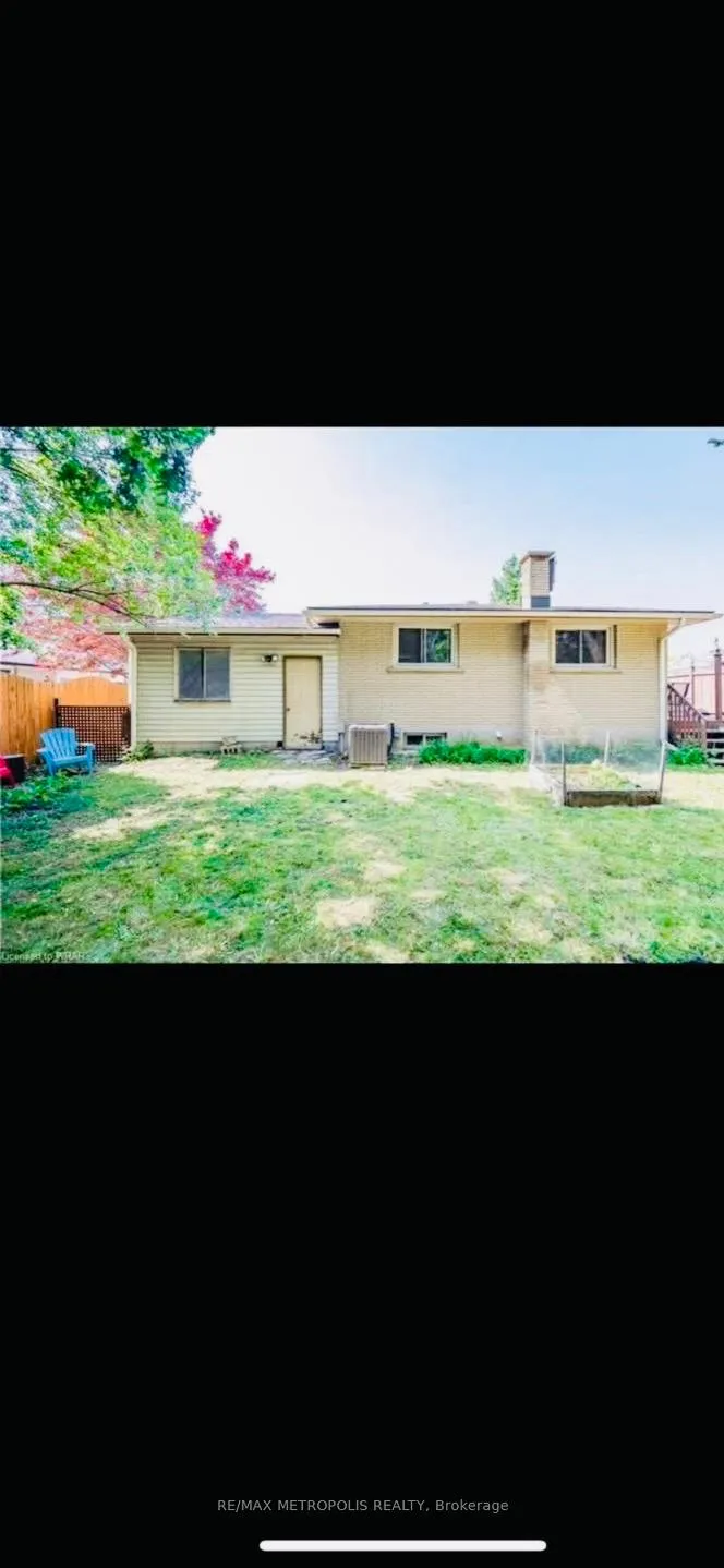 Photo 34 of Unit MAIN, 708 Glen Forrest Boulevard, Waterloo — HOMEH