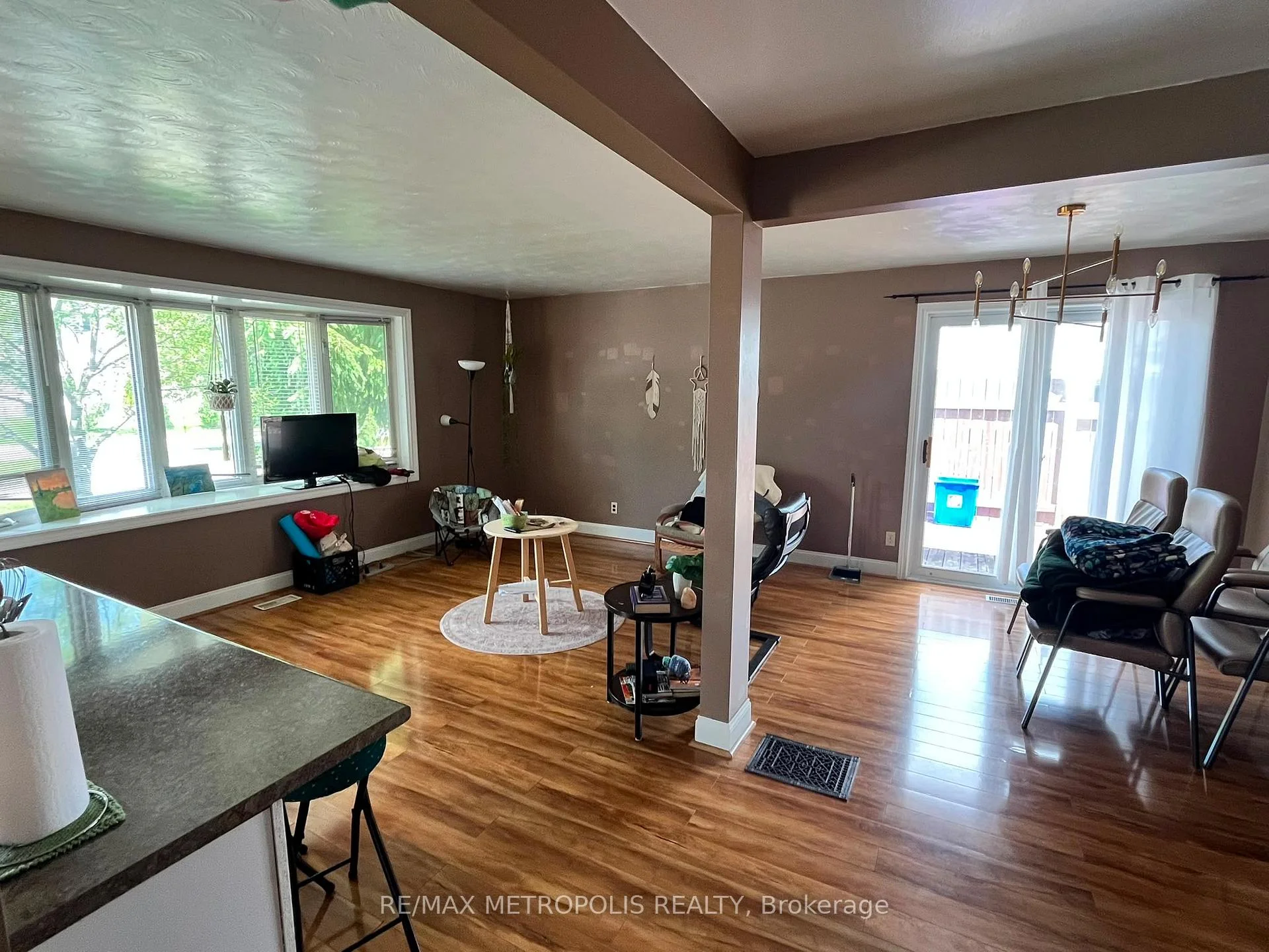 Photo 4 of Unit MAIN, 708 Glen Forrest Boulevard, Waterloo — HOMEH