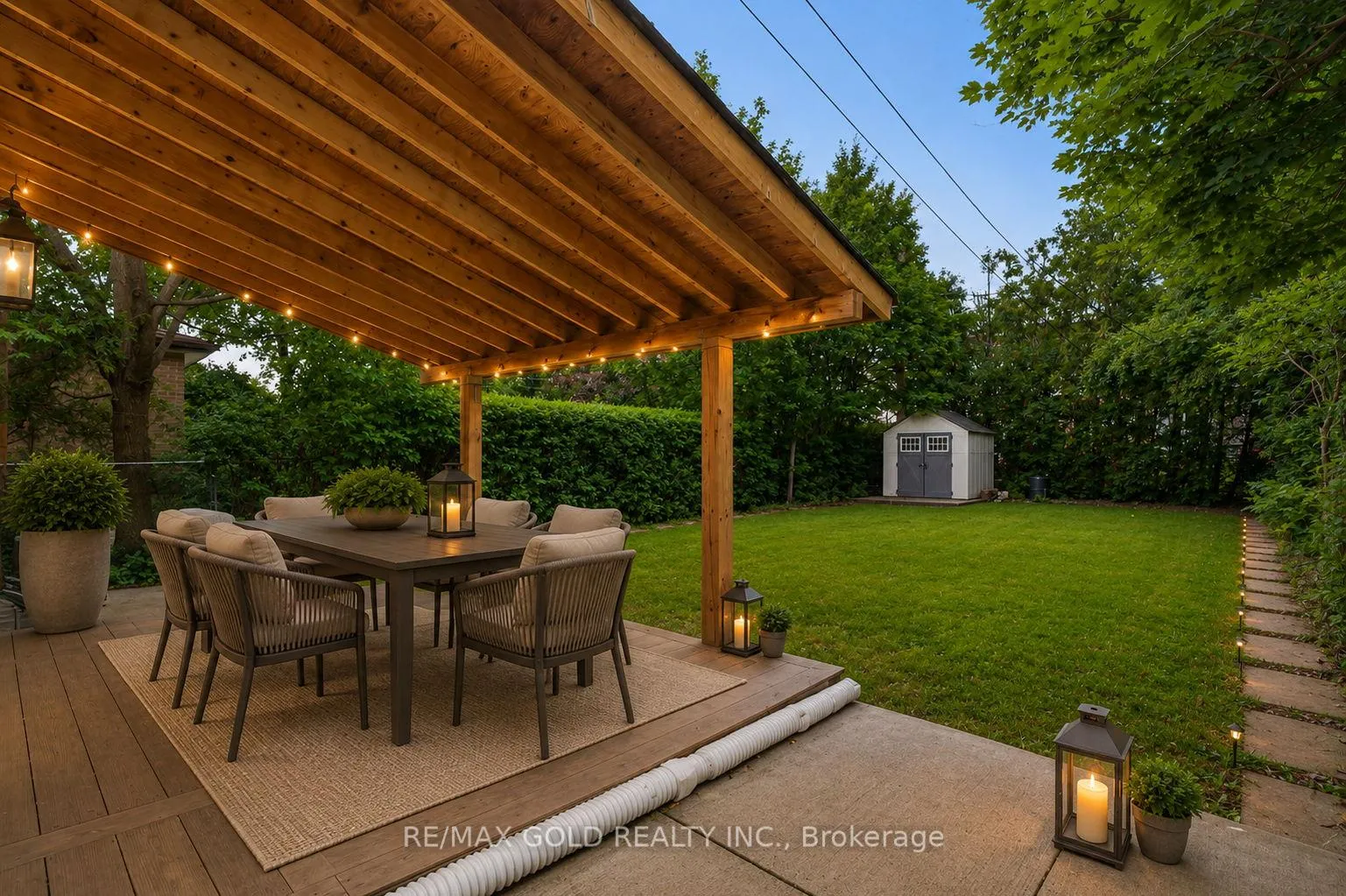 Photo 38 of 83 Cathcart Crescent, Brampton, Avondale — HOMEH