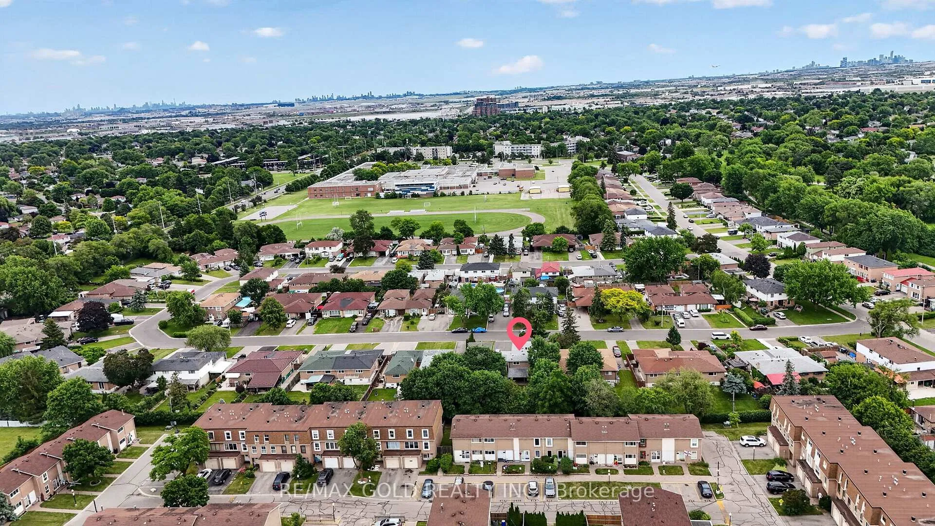Photo 43 of 83 Cathcart Crescent, Brampton, Avondale — HOMEH