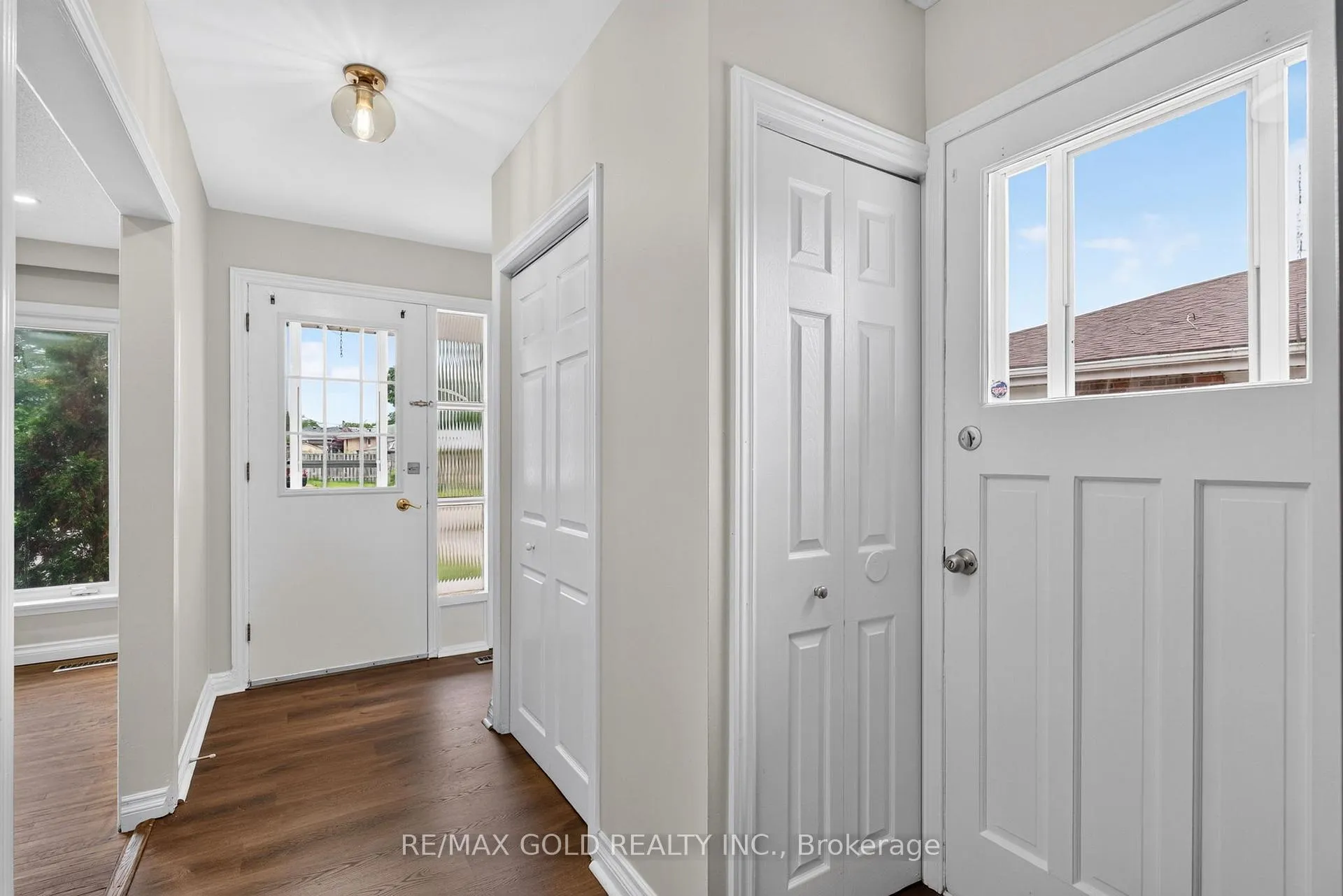Photo 15 of 53 Dalraith Crescent, Brampton, Southgate — HOMEH