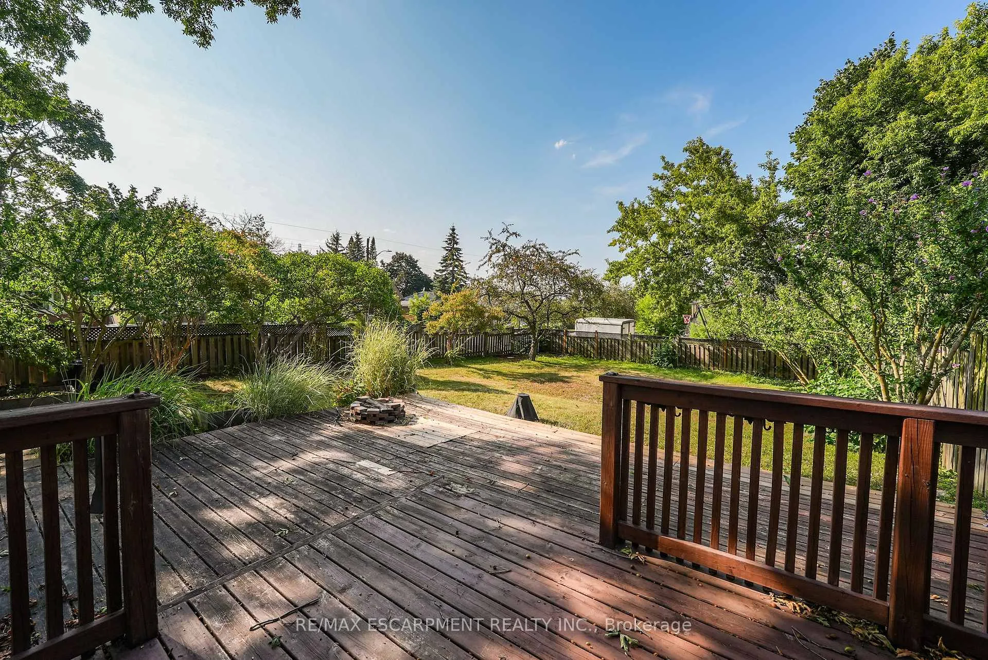 Photo 18 of 9 Arlington Avenue, St. Catharines, E. Chester — HOMEH