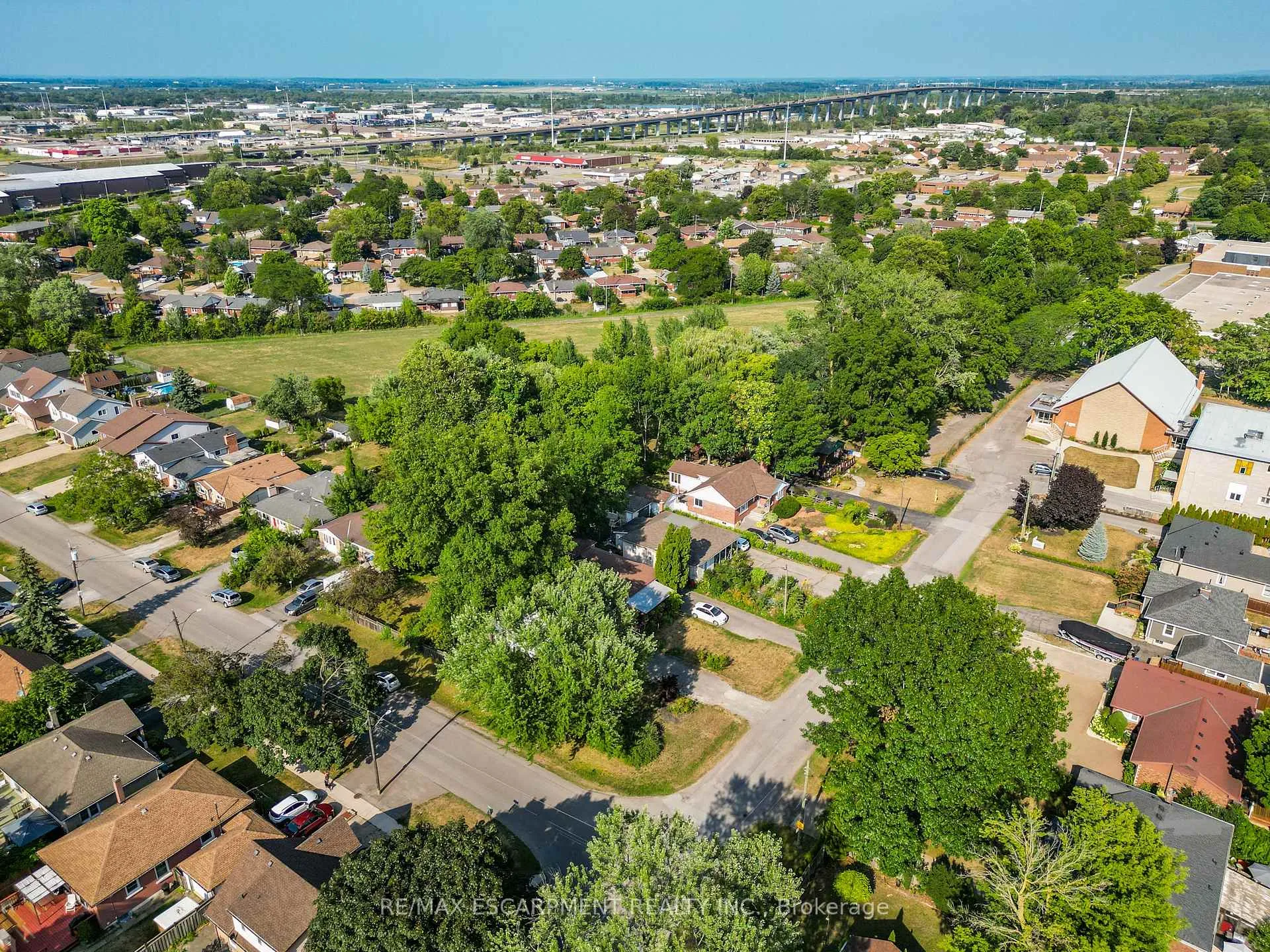 Photo 22 of 9 Arlington Avenue, St. Catharines, E. Chester — HOMEH