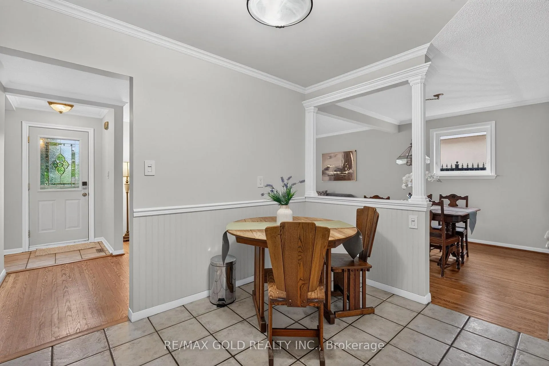 Photo 16 of 17 Duke Road, Brampton, Southgate — HOMEH